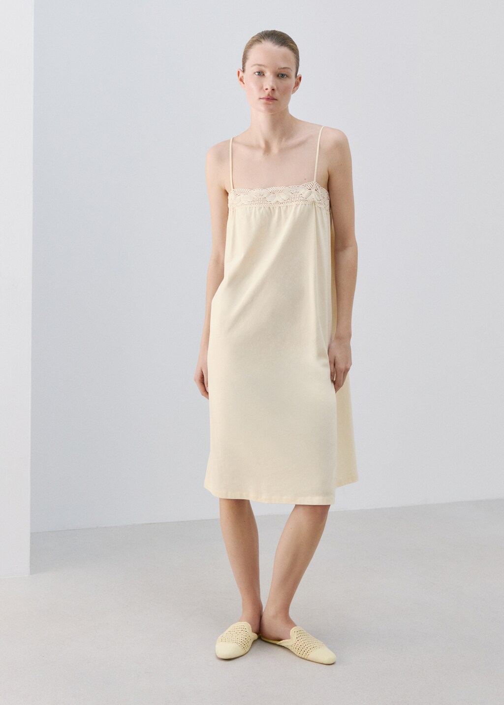Cotton lace nightgown - image 2