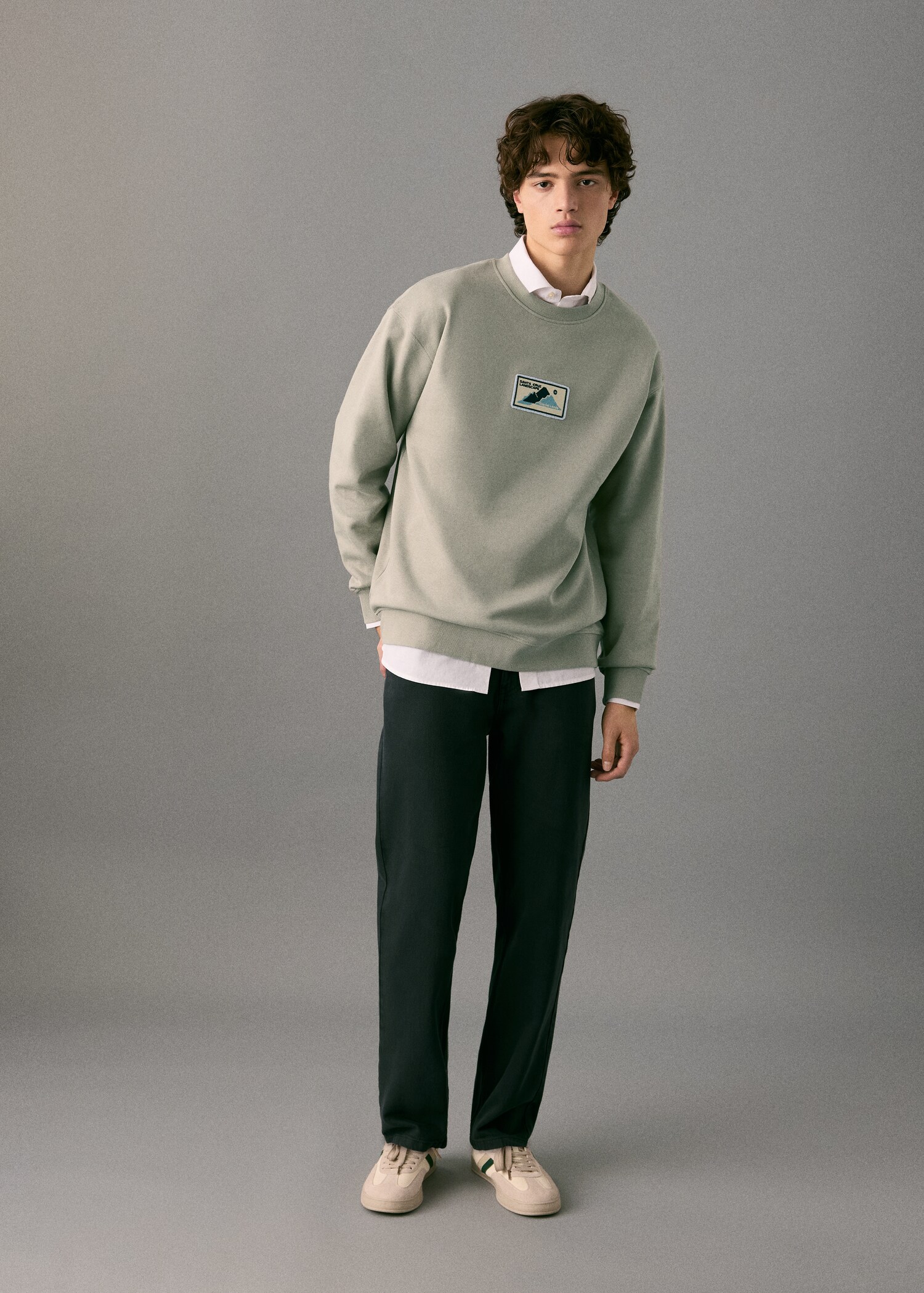 Patch cotton sweatshirt - General plane