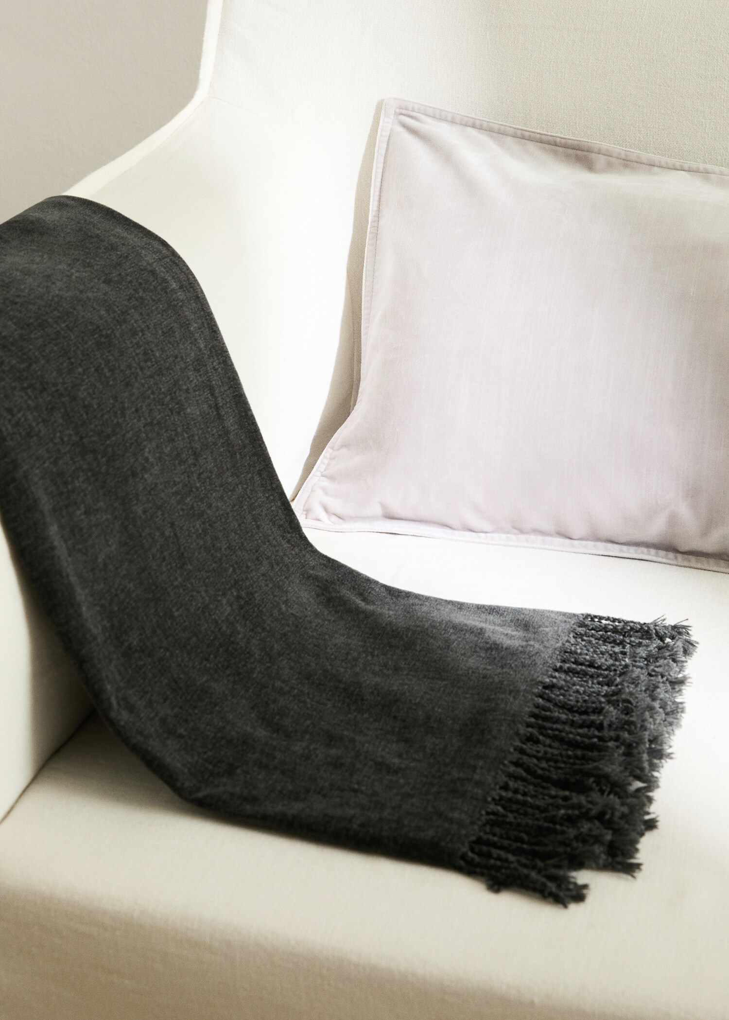 Chenille blanket with fringes - General plane