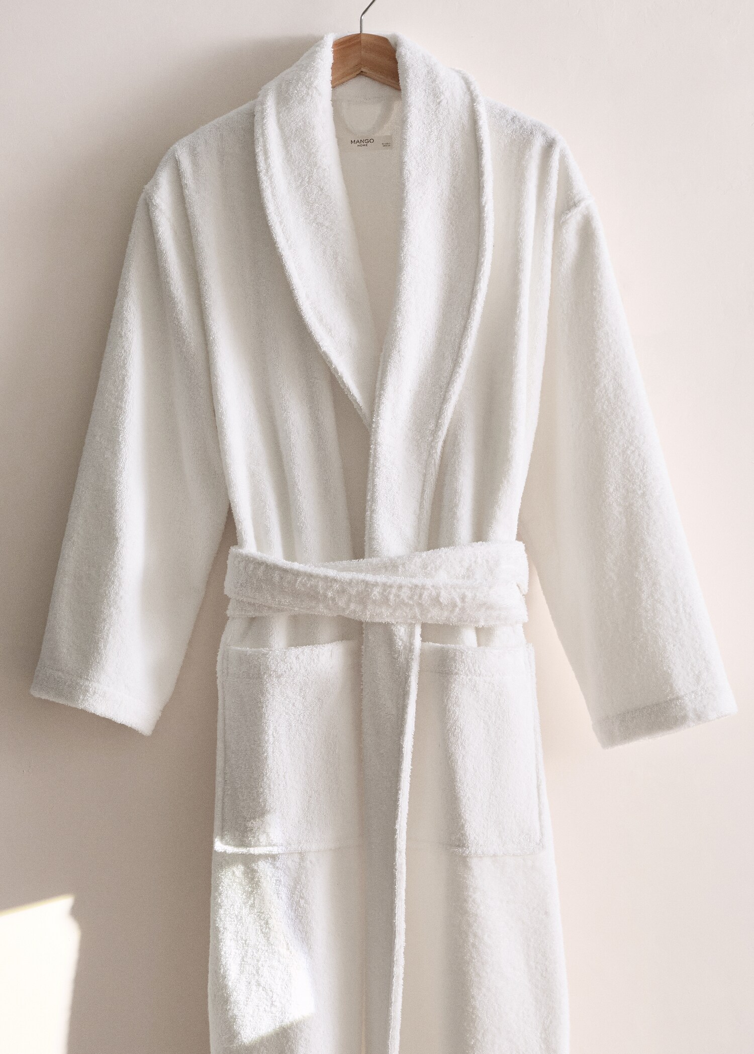 Soft cotton bathrobe - General plane