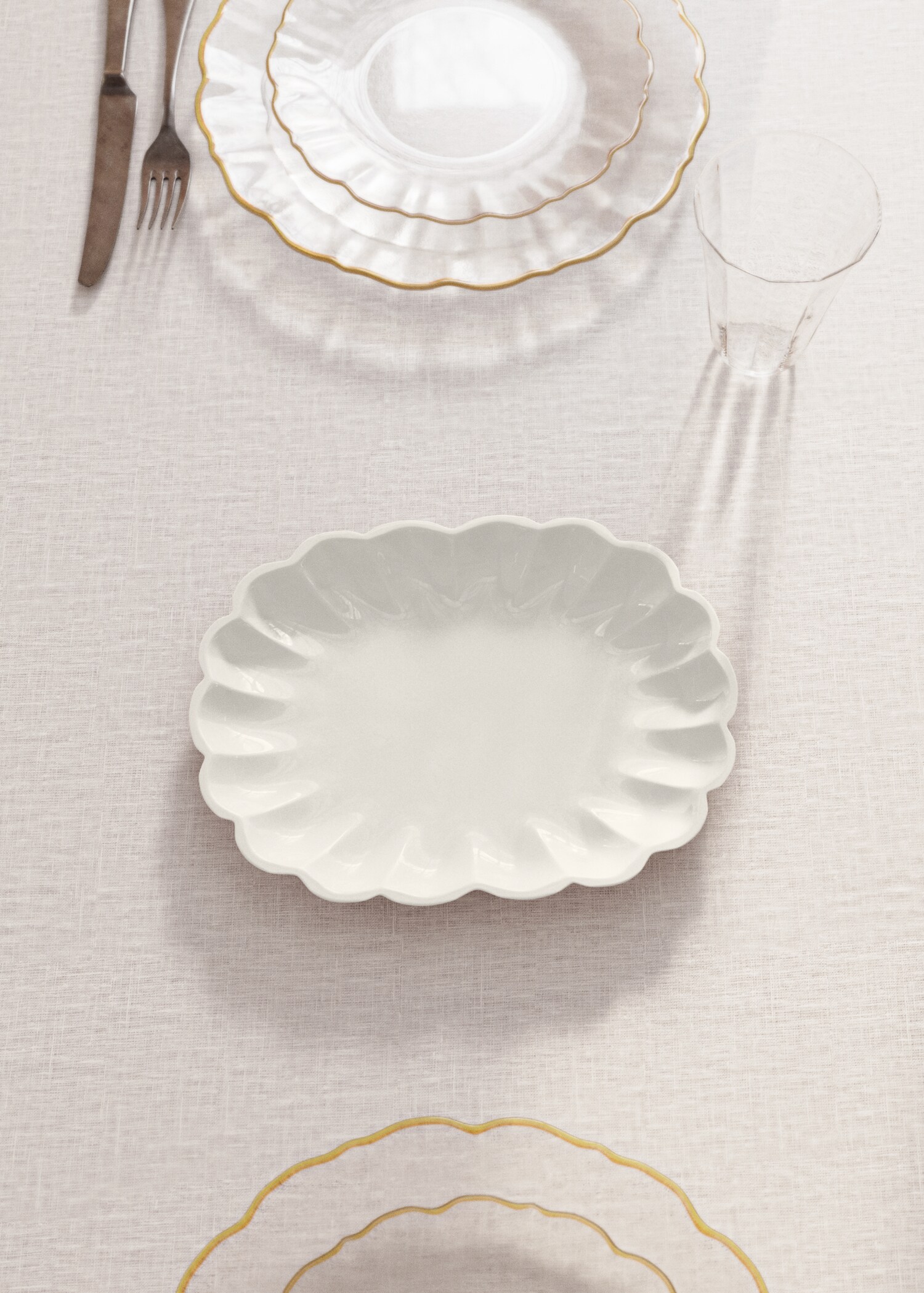 Rounded edge steel fountain - General plane