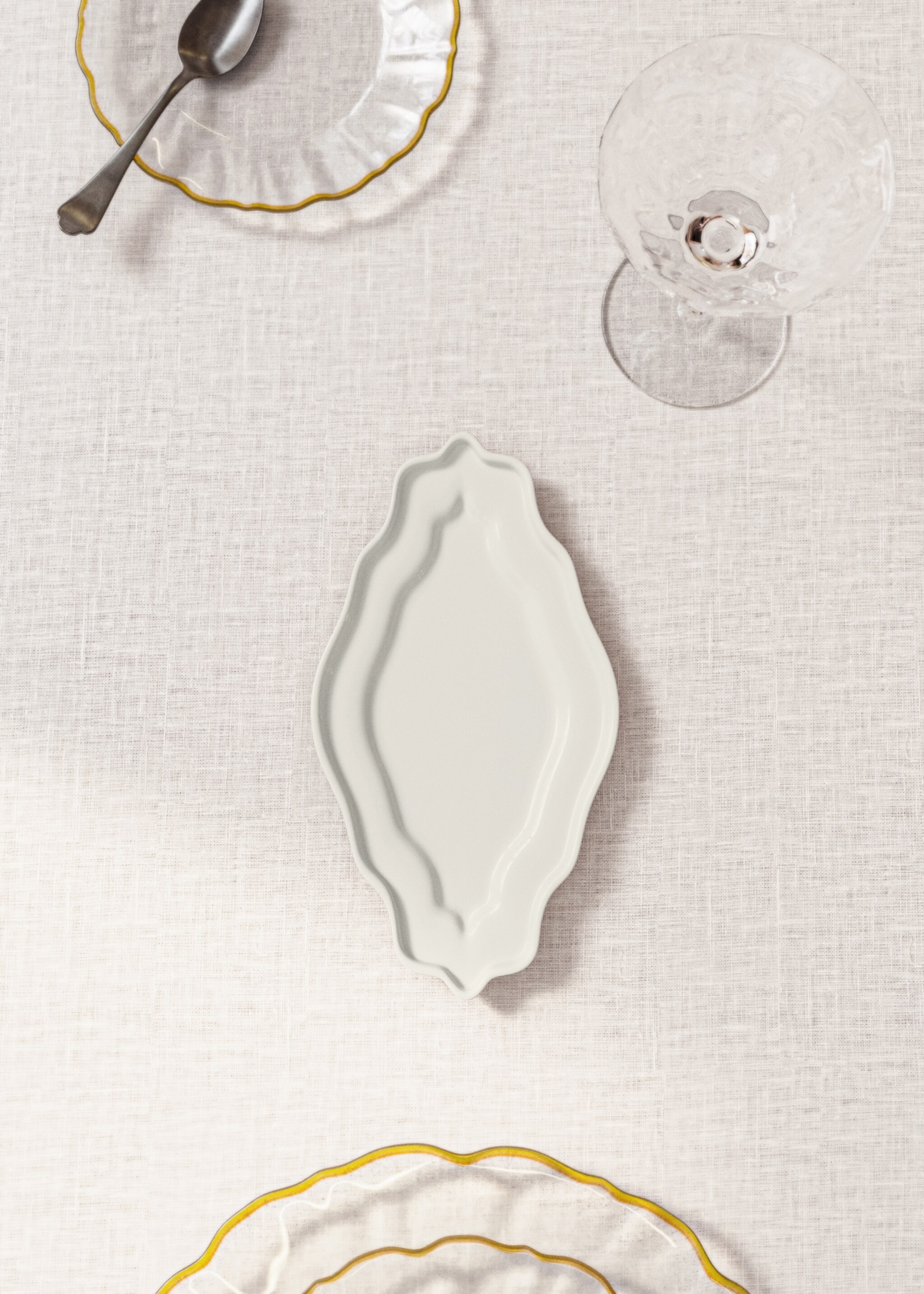 Embossed steel fountain - General plane, White. Ref: 27072910-00.