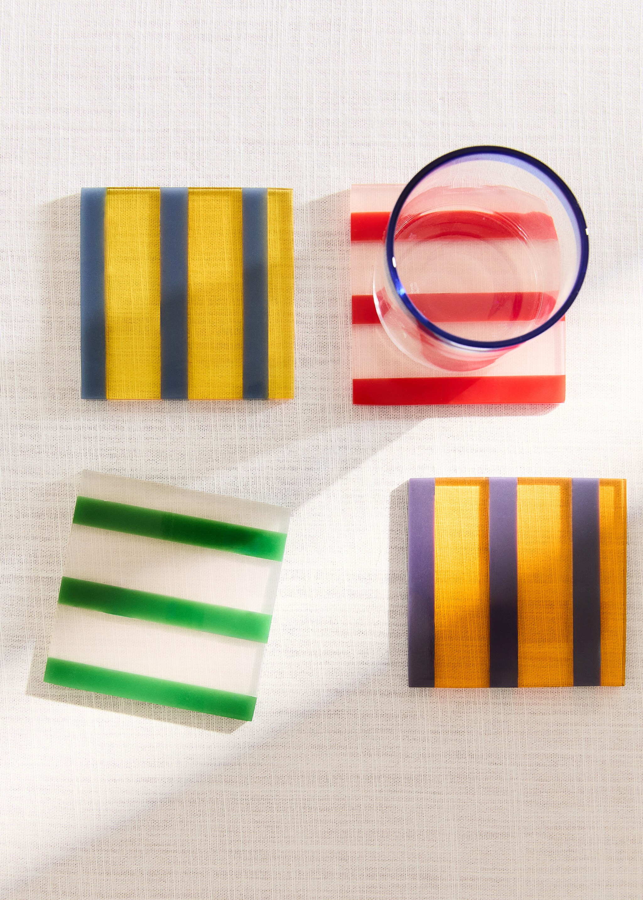 Set of resin coasters with colour stripes - General plane, Orange. Ref: 27072916-00.