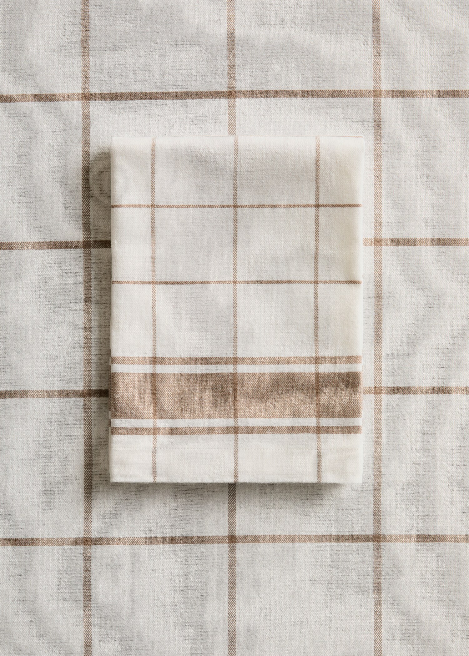 100% cotton napkins with contrast stripe - General plane