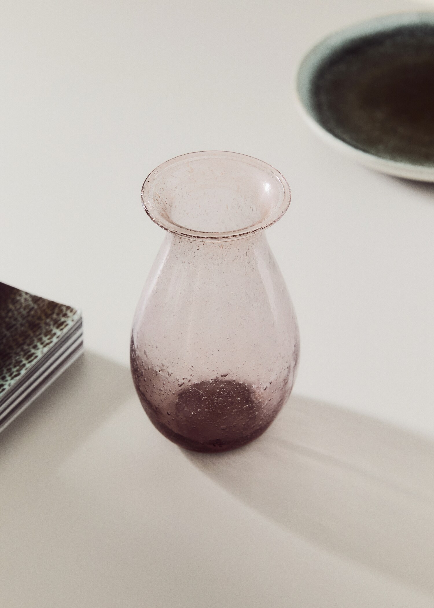 Small bubble glass vase - General plane