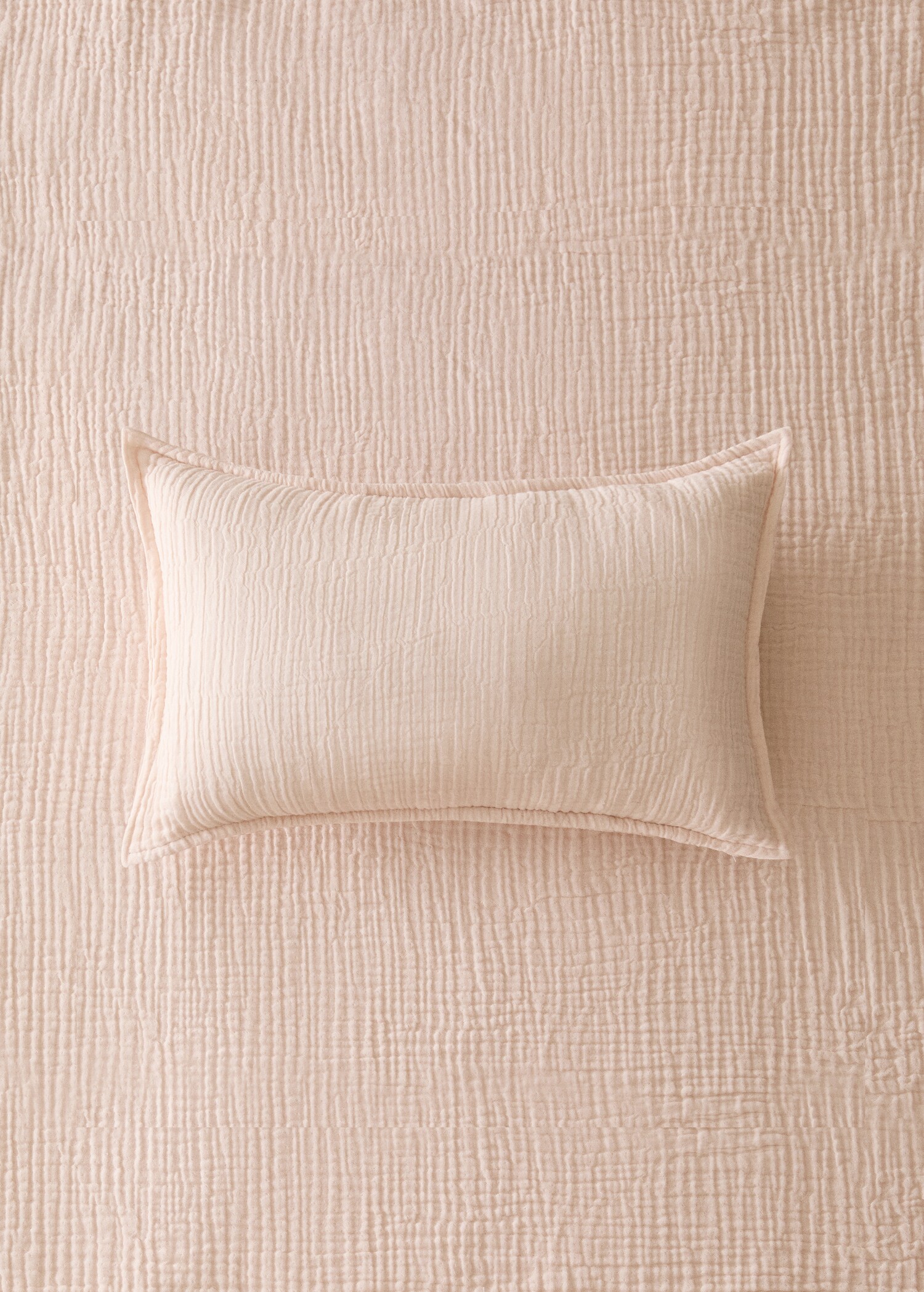 Housse de coussin enfant en gaze de coton teint en pièce, 30 x 40 cm - Plan général