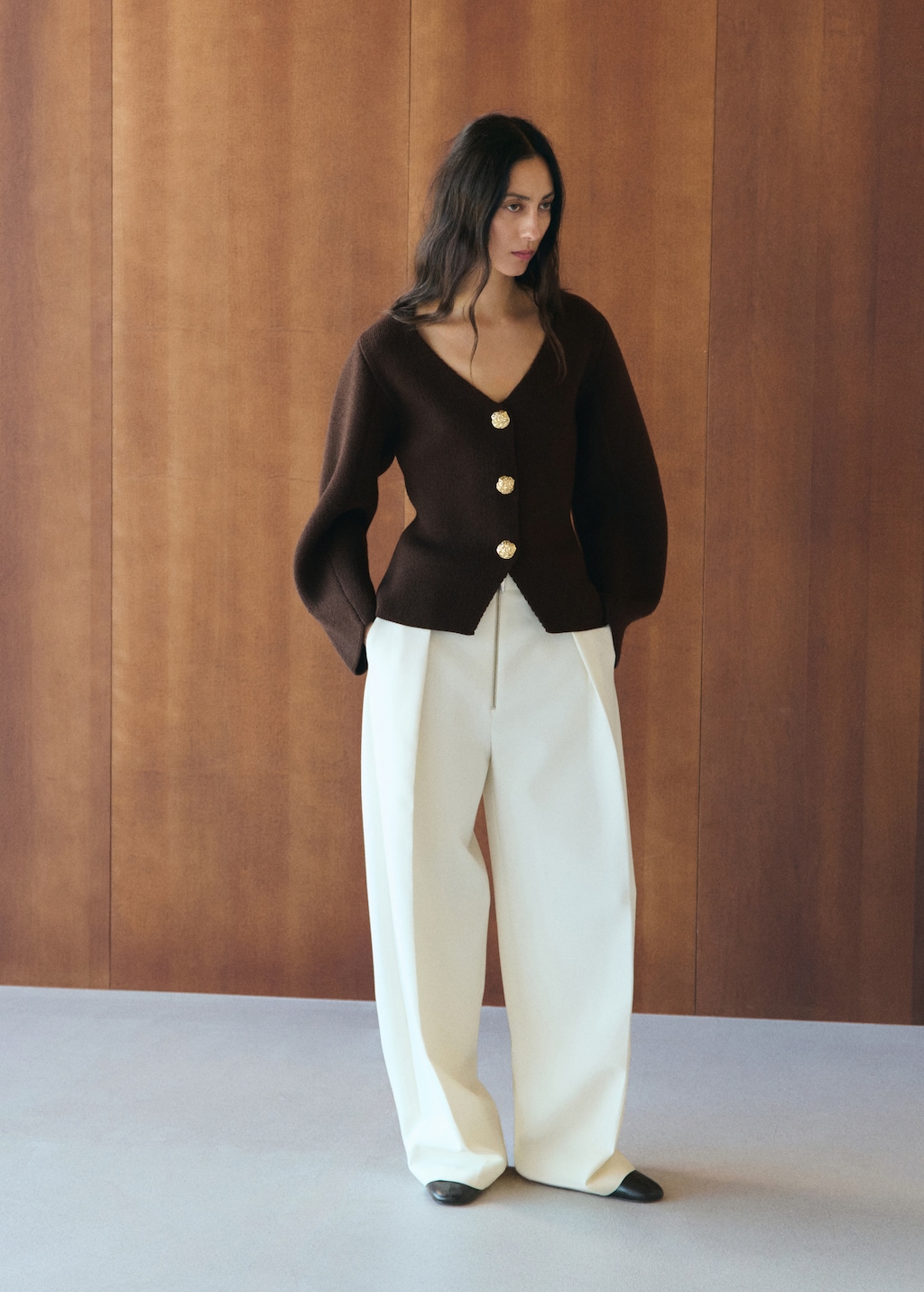 Knitted jacket with jewel buttons