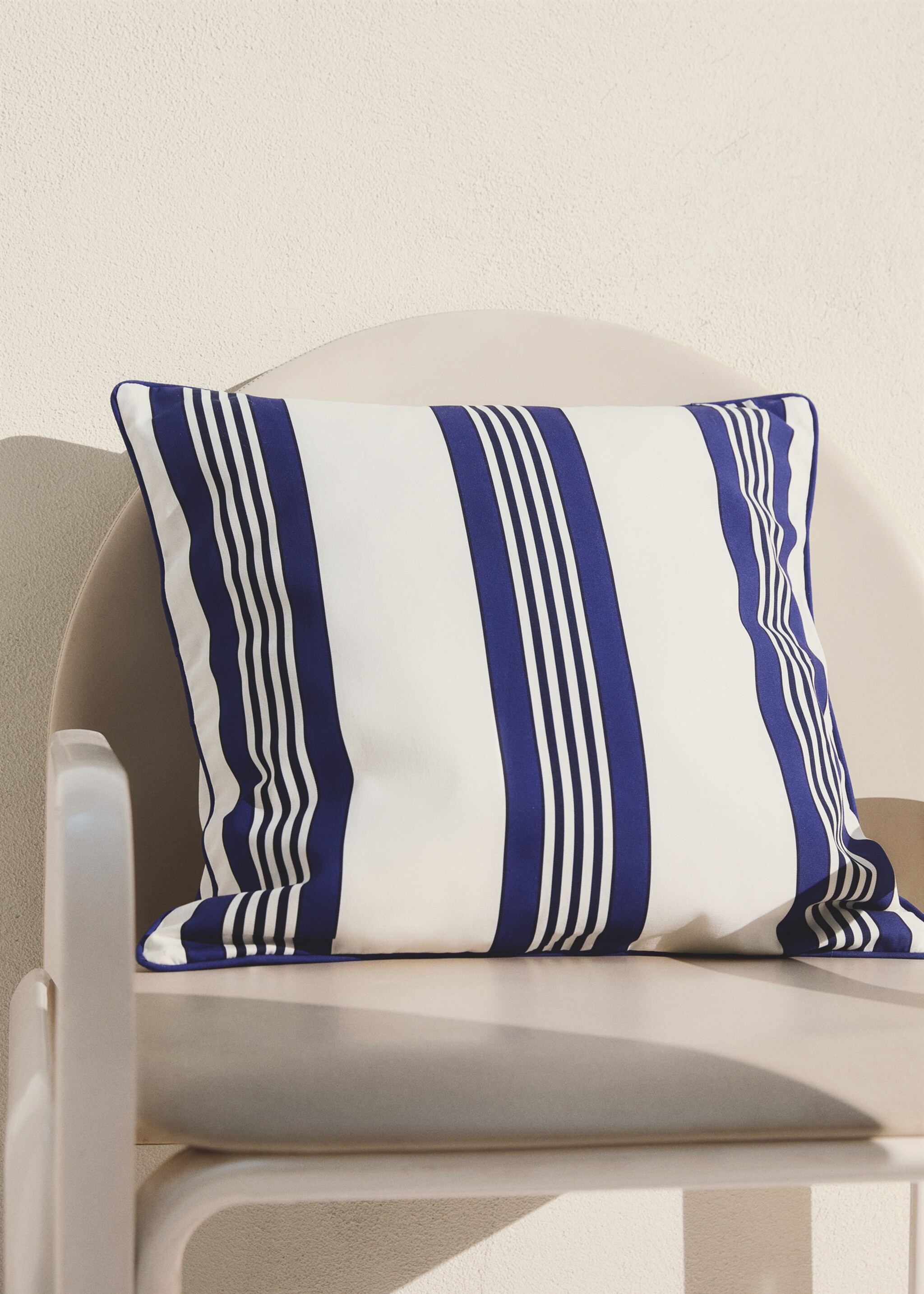 Striped 100% cotton cushion cover - General plane, Blue. Ref: 27075832-00.