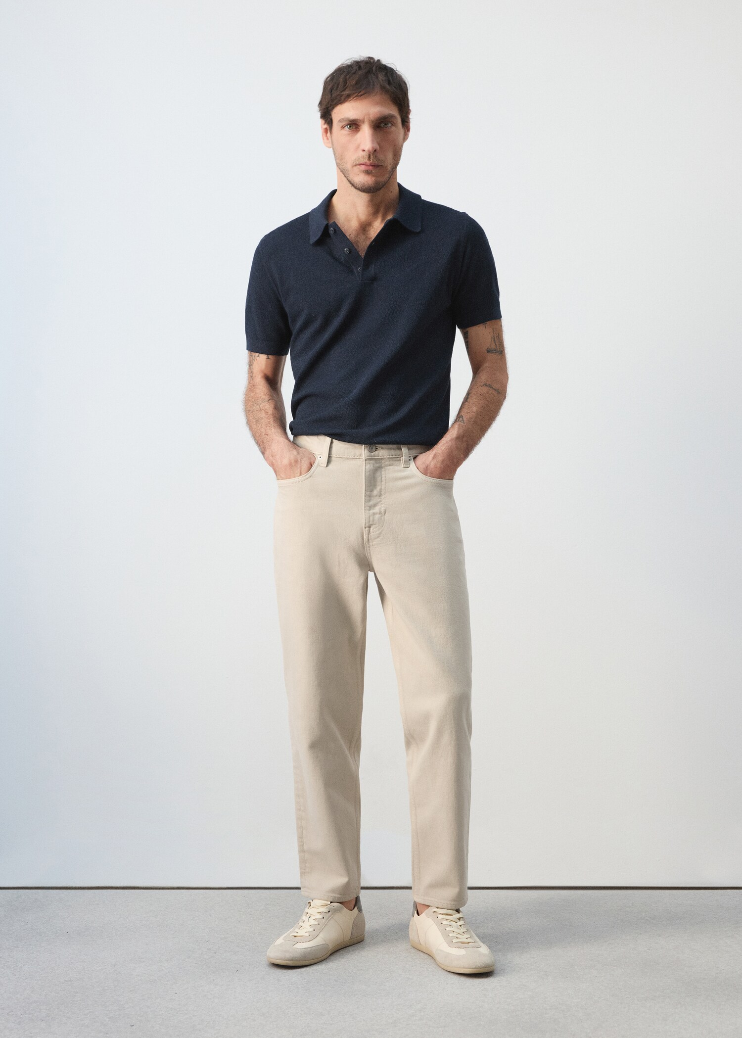 جينز بن بقصة ضيقة ومقاس قصير - رؤية عامة