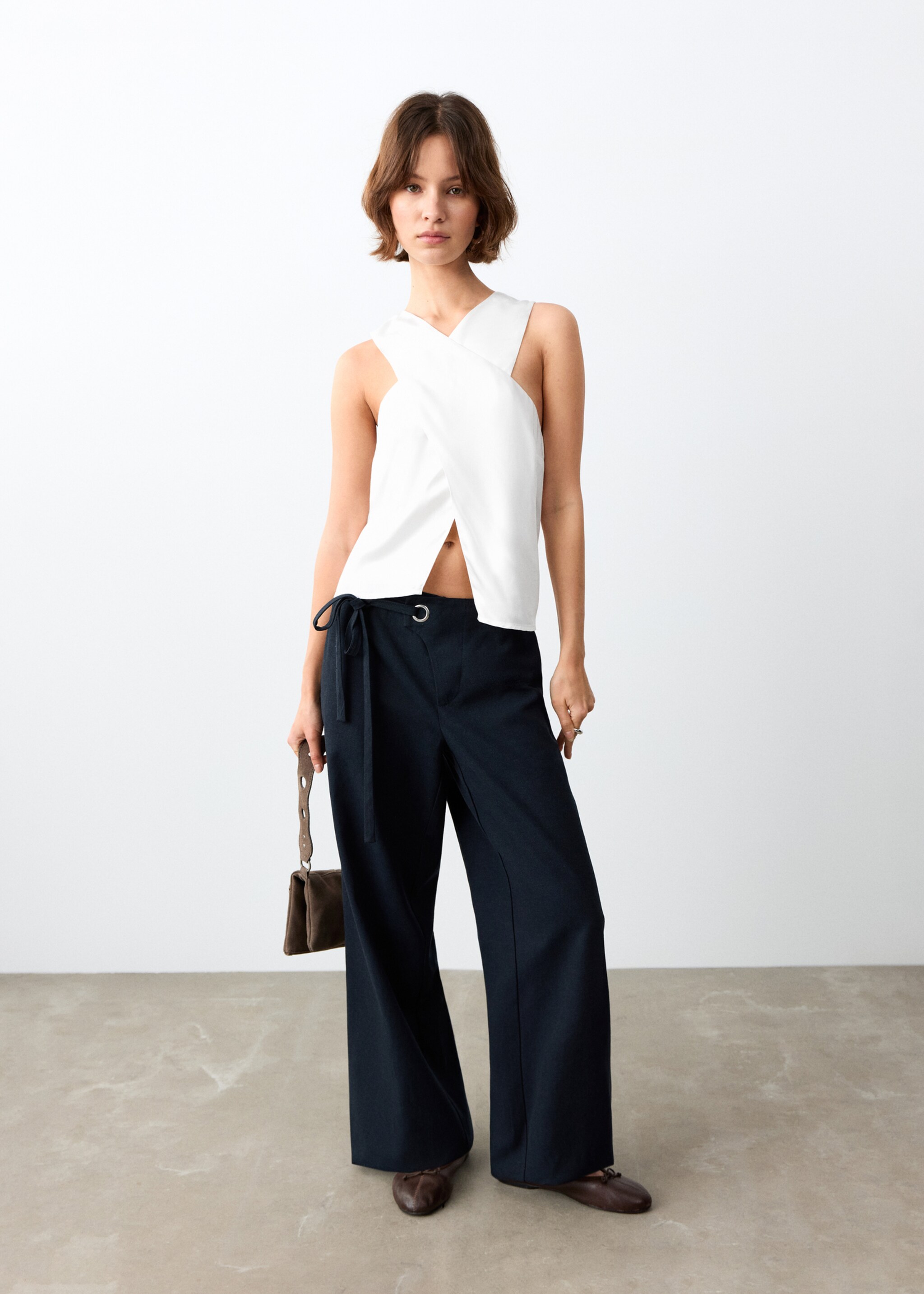 Fluid crossover top - General plane, Off White. Ref: 27075964-00.