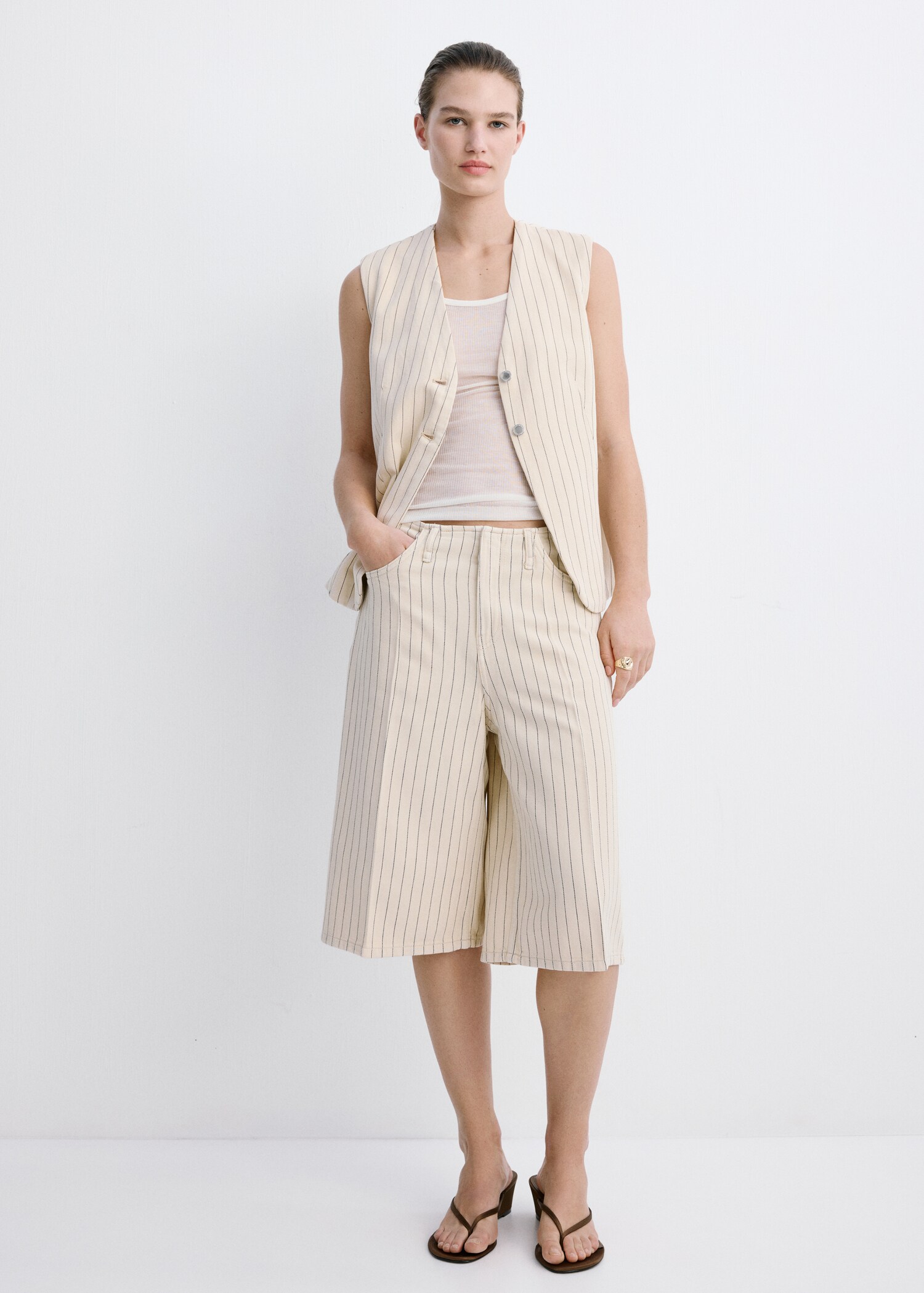 صدرية بدلة مقلمة - رؤية عامة