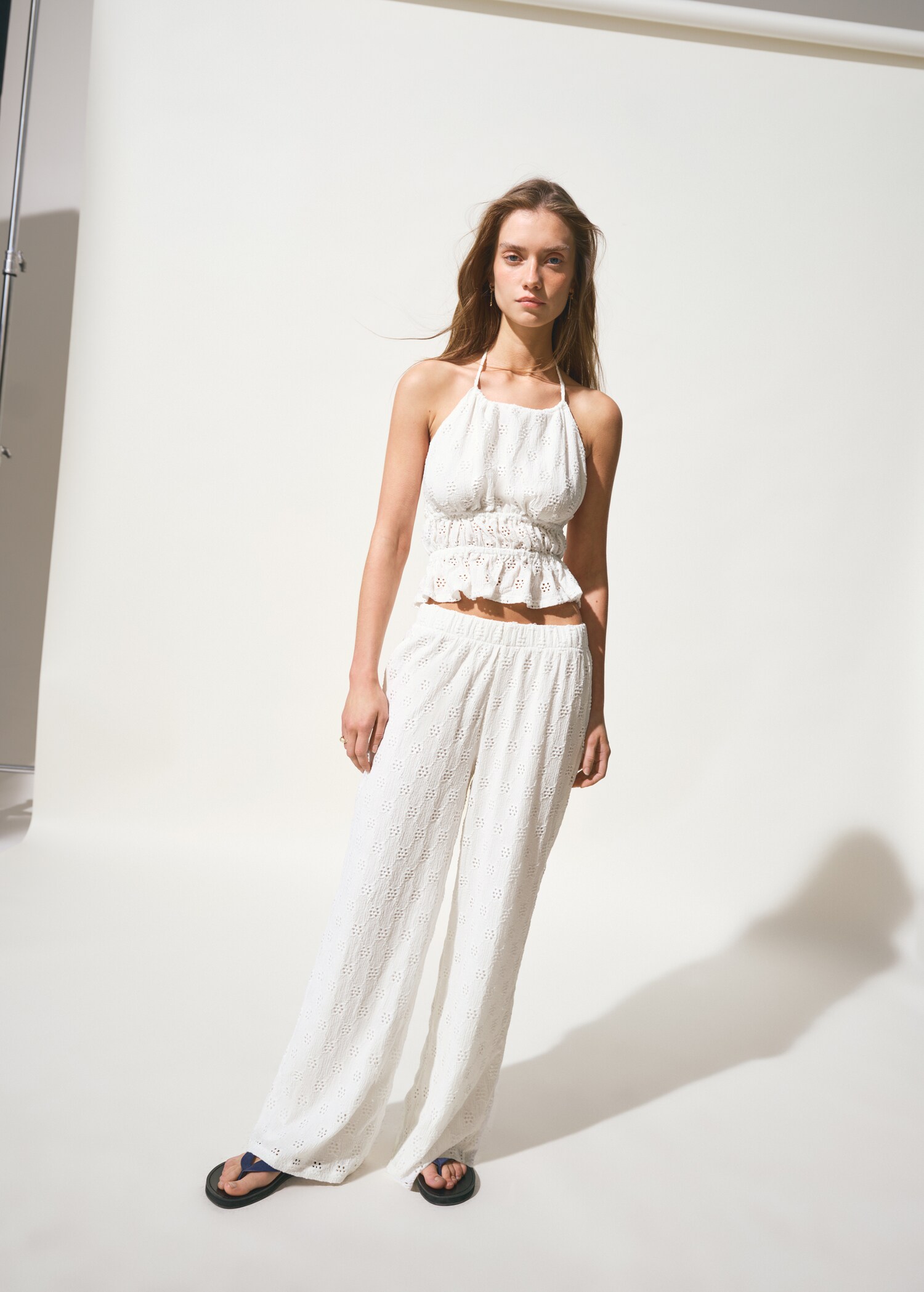 Halter top with embroidered details - General plane