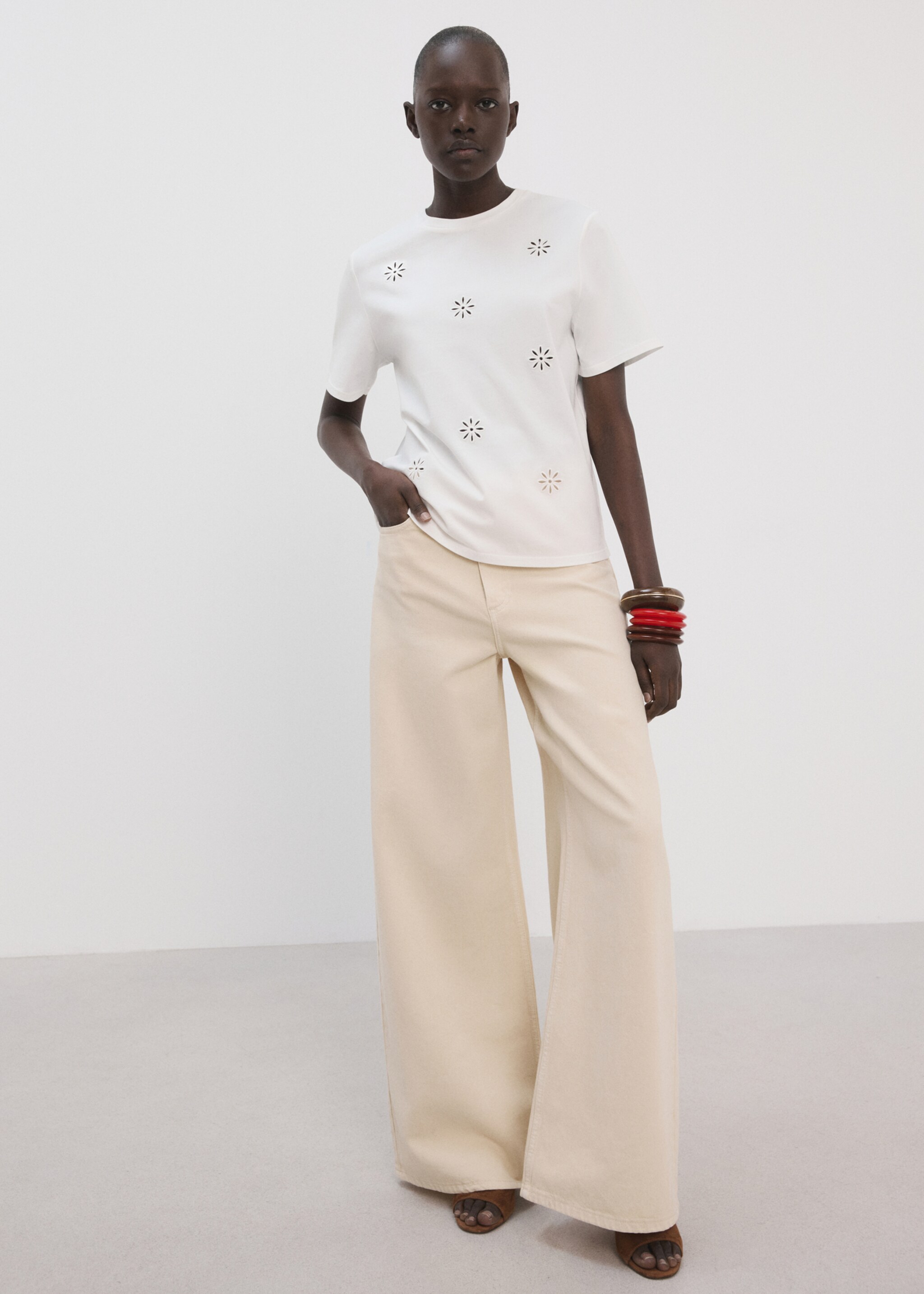 Embroidered cutwork cotton T-shirt - General plane, White. Ref: 27077152-00.