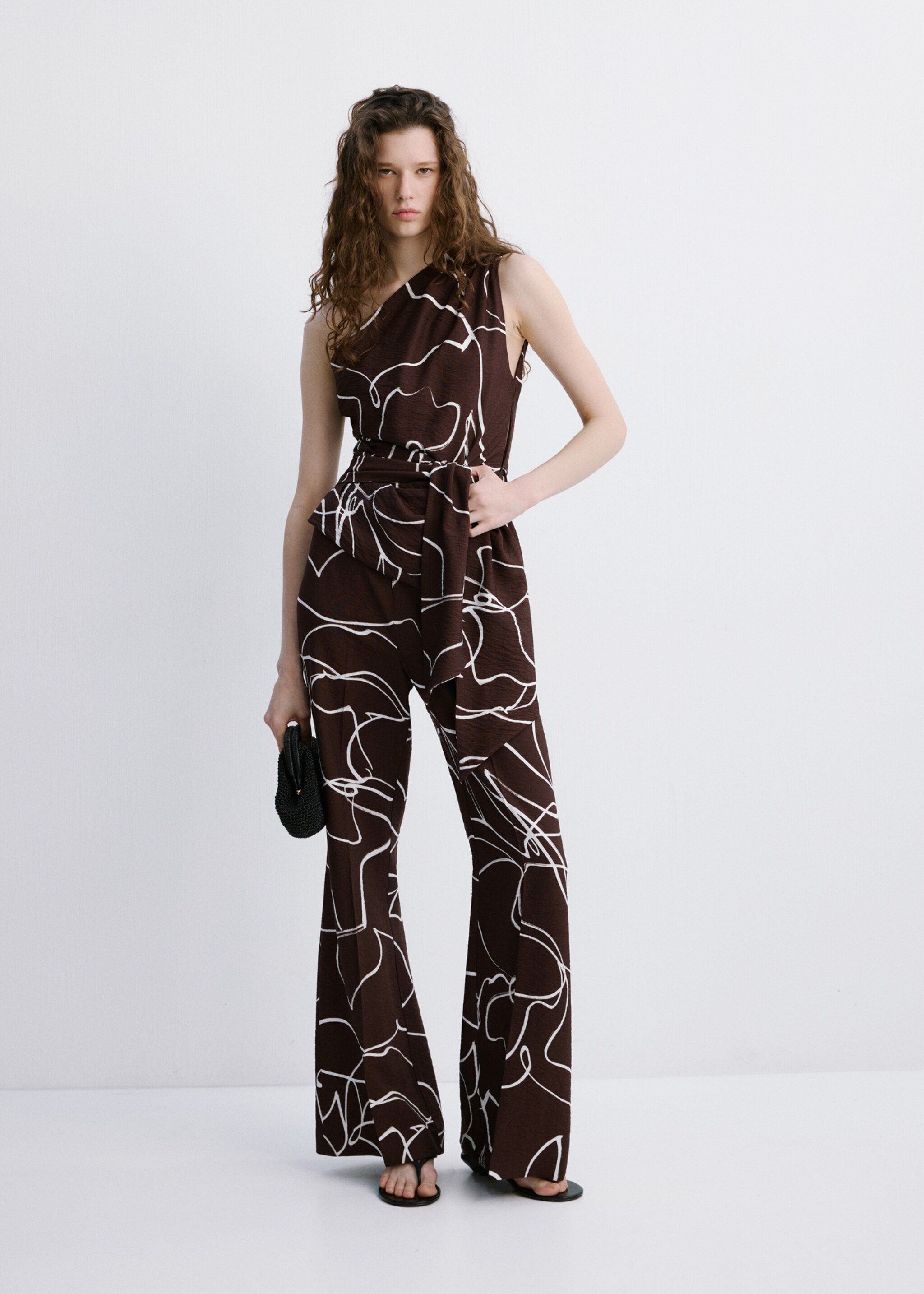 Asymmetric printed top - General plane, Brown. Ref: 27077940-00.