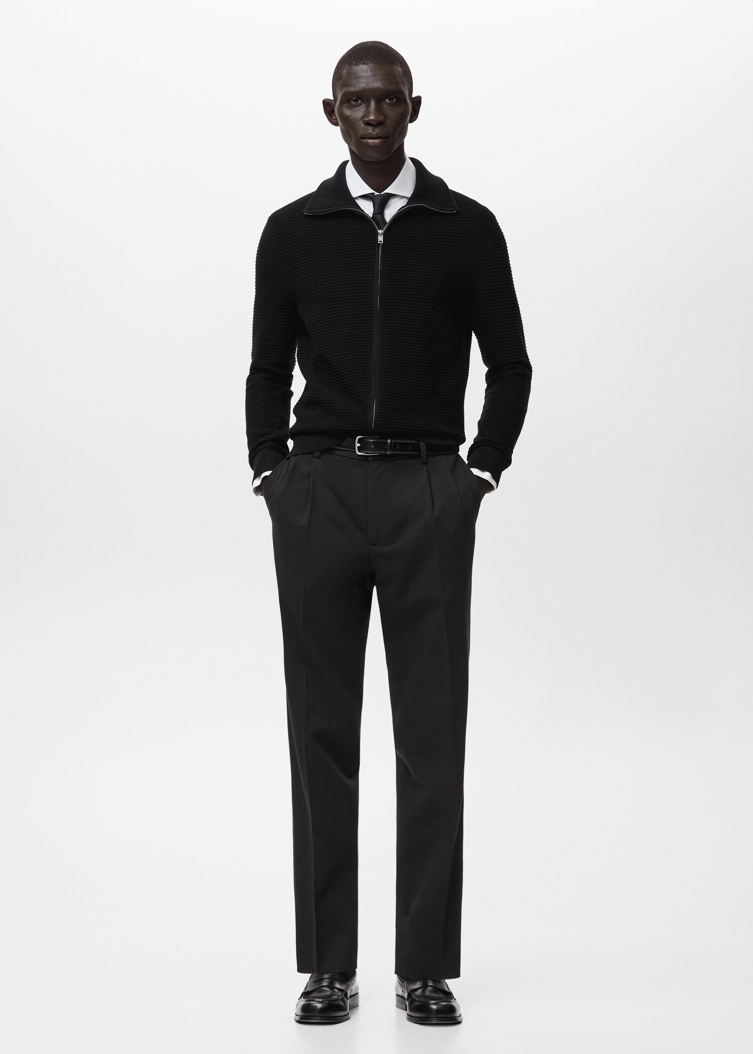 Structured knitted cardigan with zip - General plane