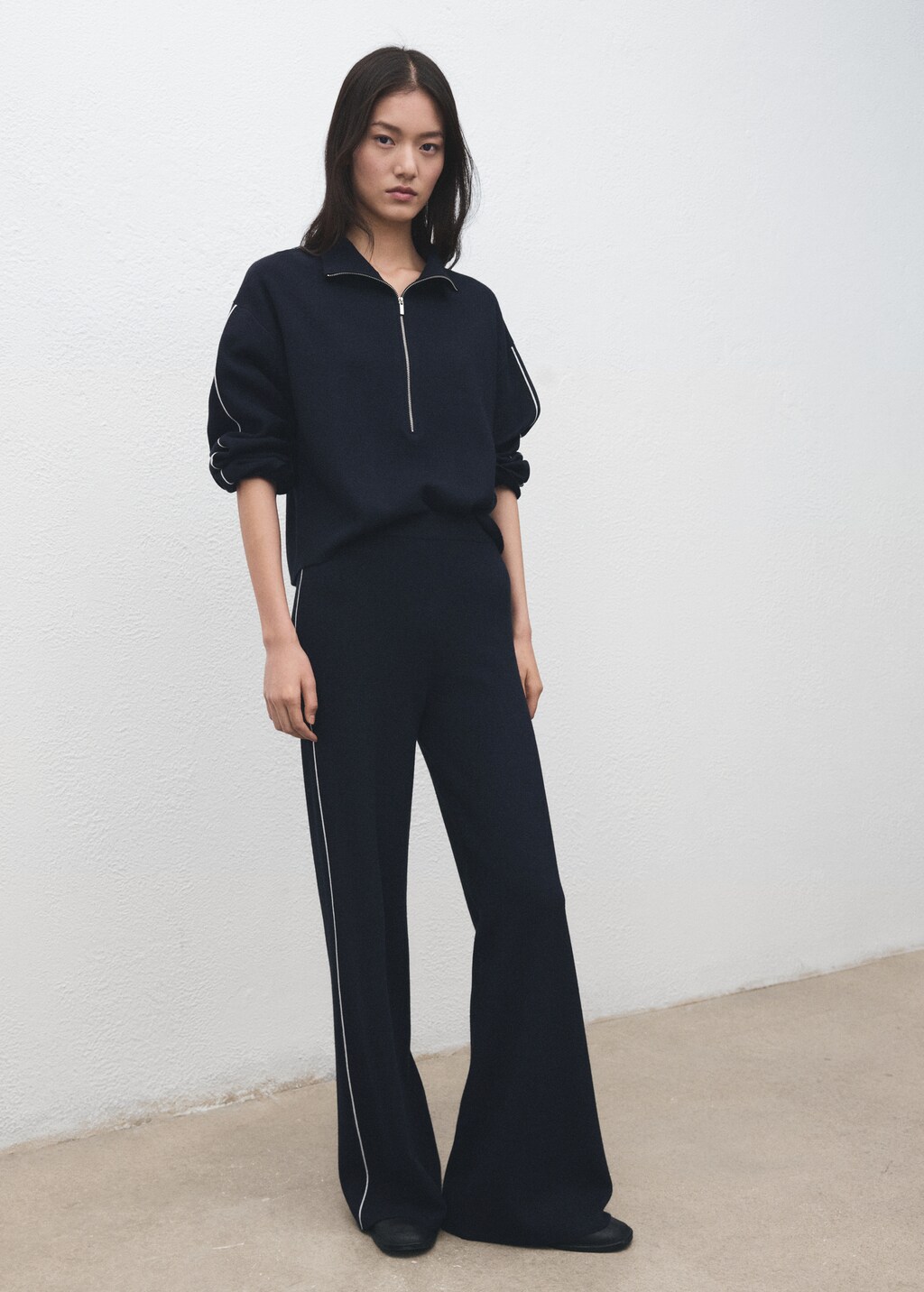 Contrast stripe straight pants - image 2