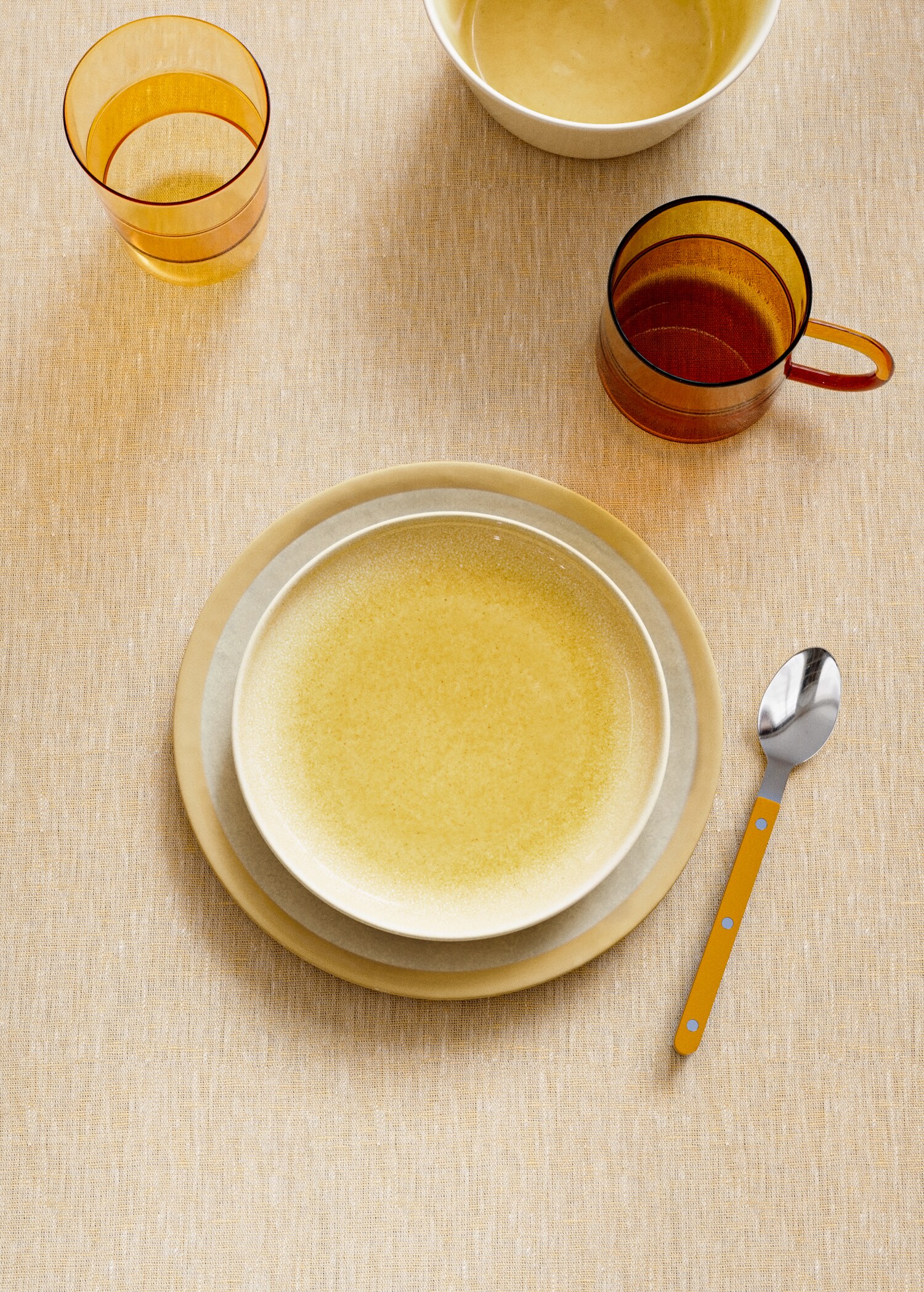 Dessertteller aus Steingut mit Farbverlauf - Allgemeine Ansicht