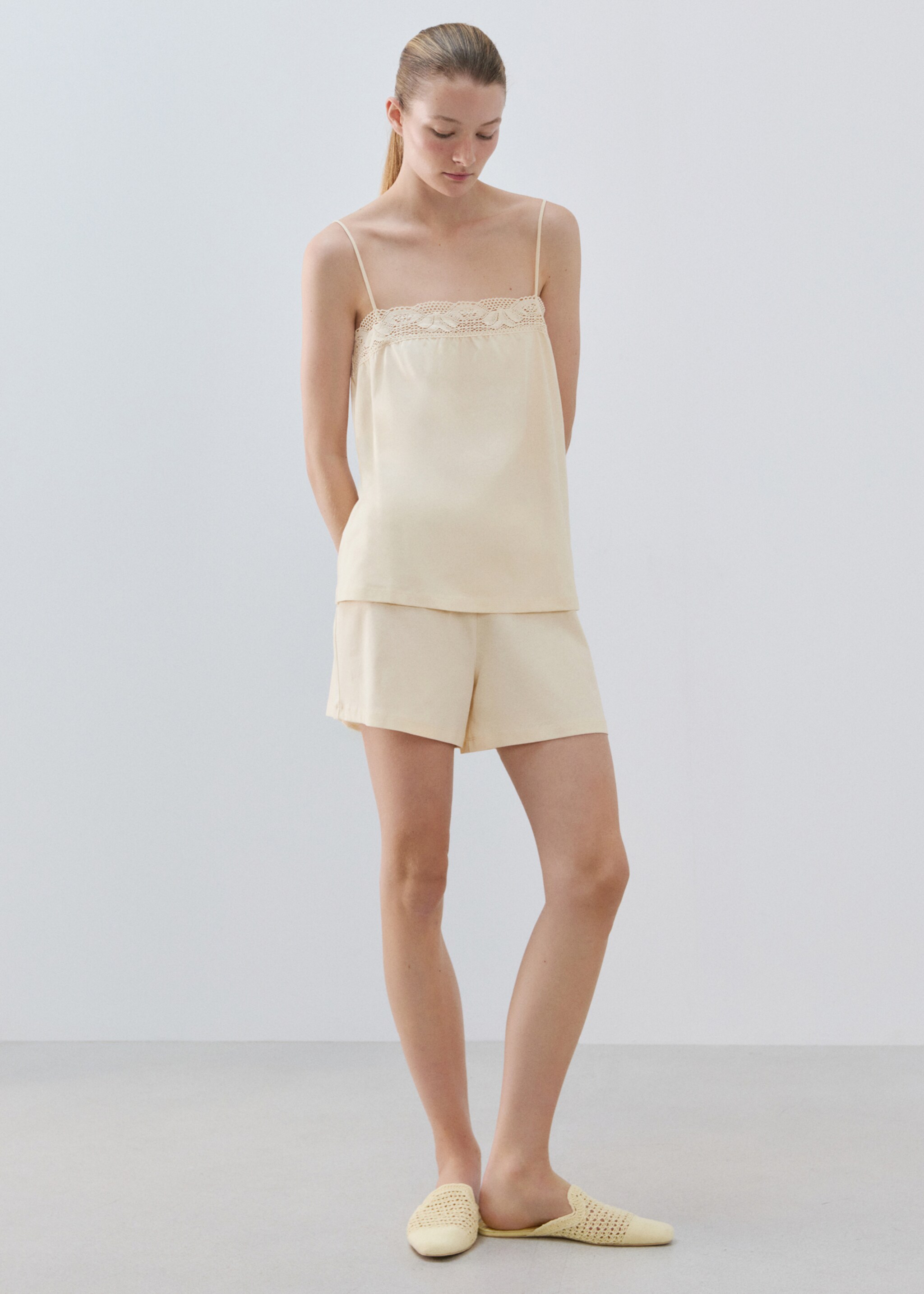 Cotton top with lace straps - General plane, Pastel Yellow. Ref: 27081321-00.