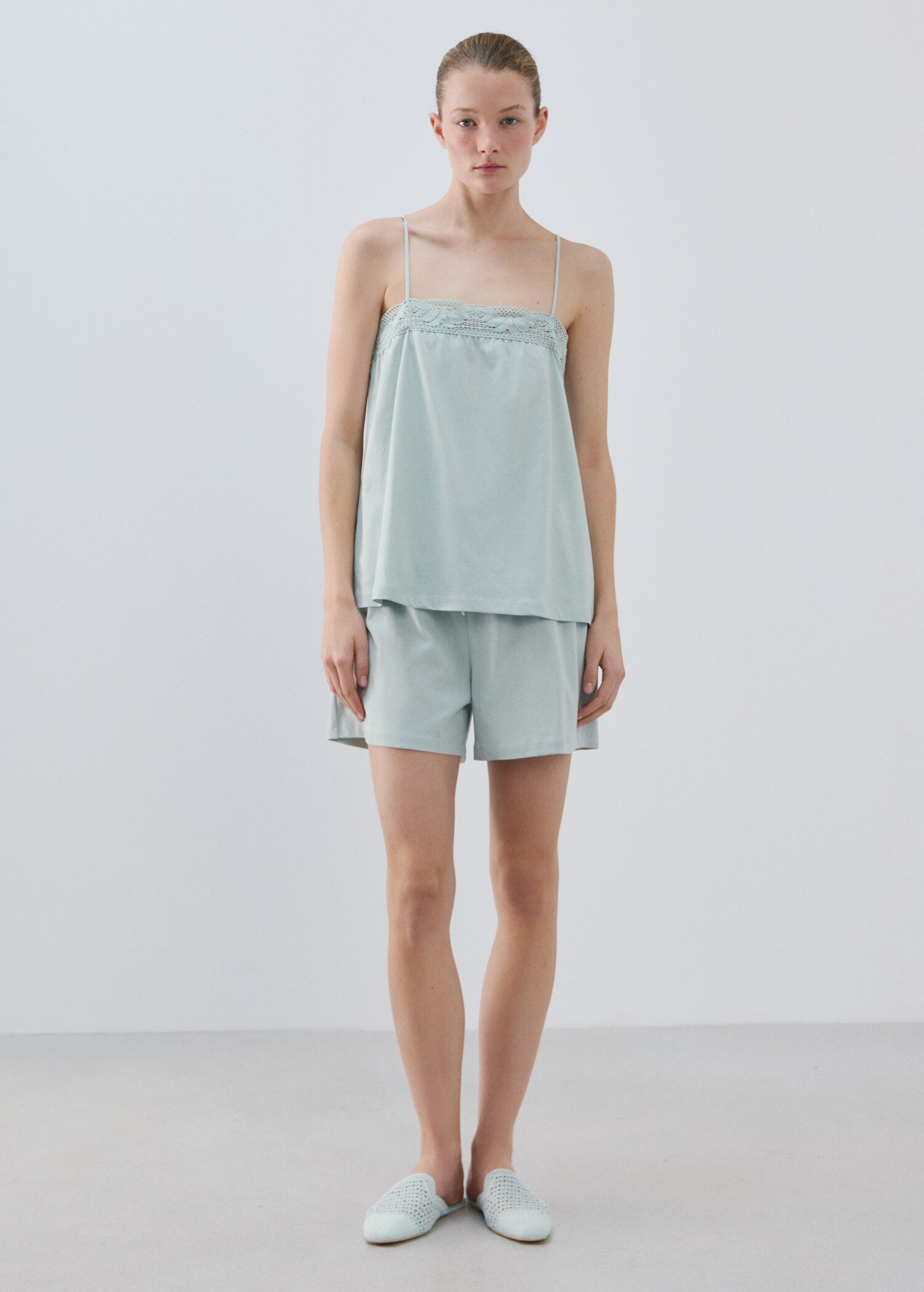 Cotton top with lace straps - General plane