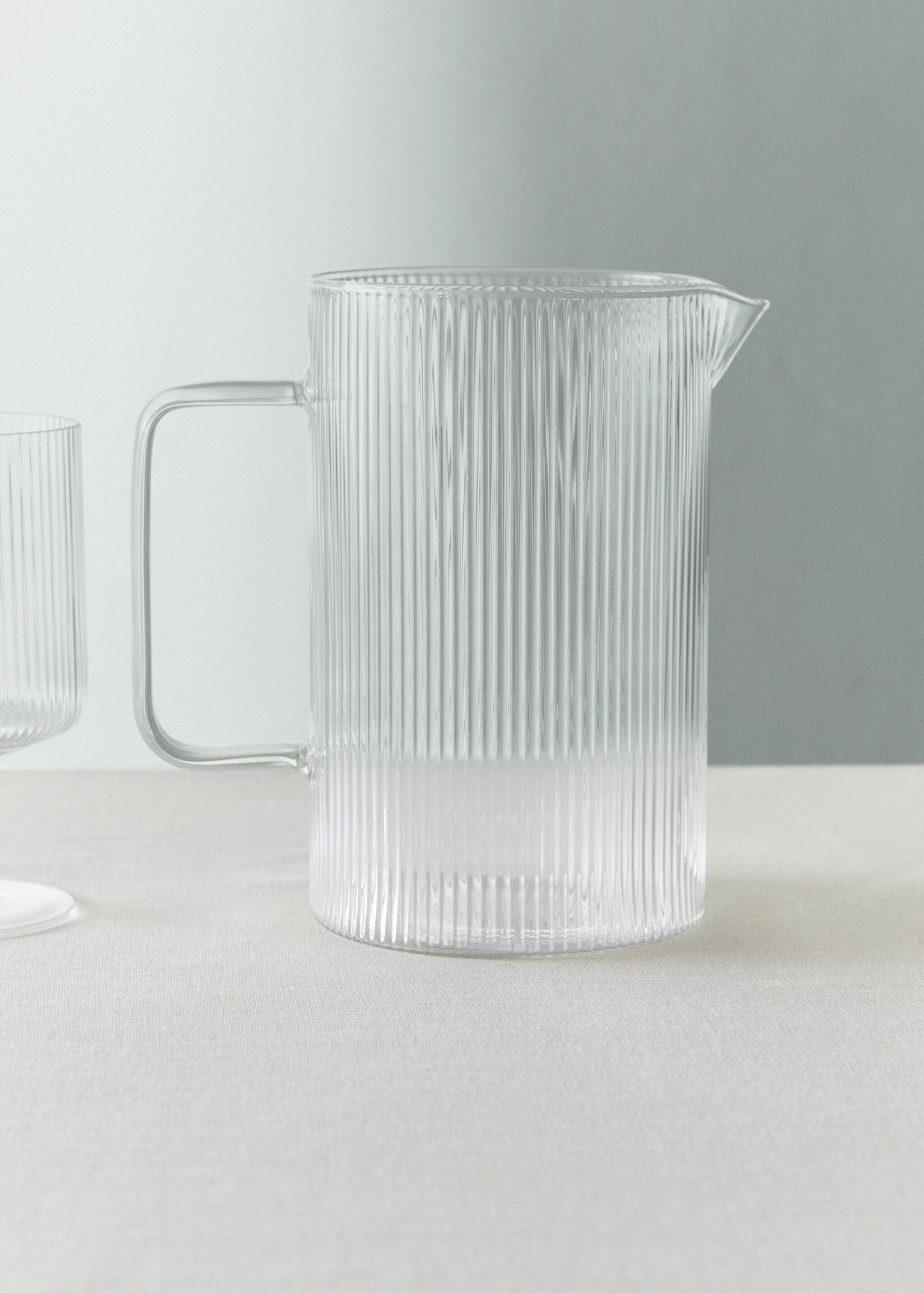 Borosilicaat vaas met reliëflijnen - Overzichtstekening, IJsgrijs. Ref: 27081322-00.