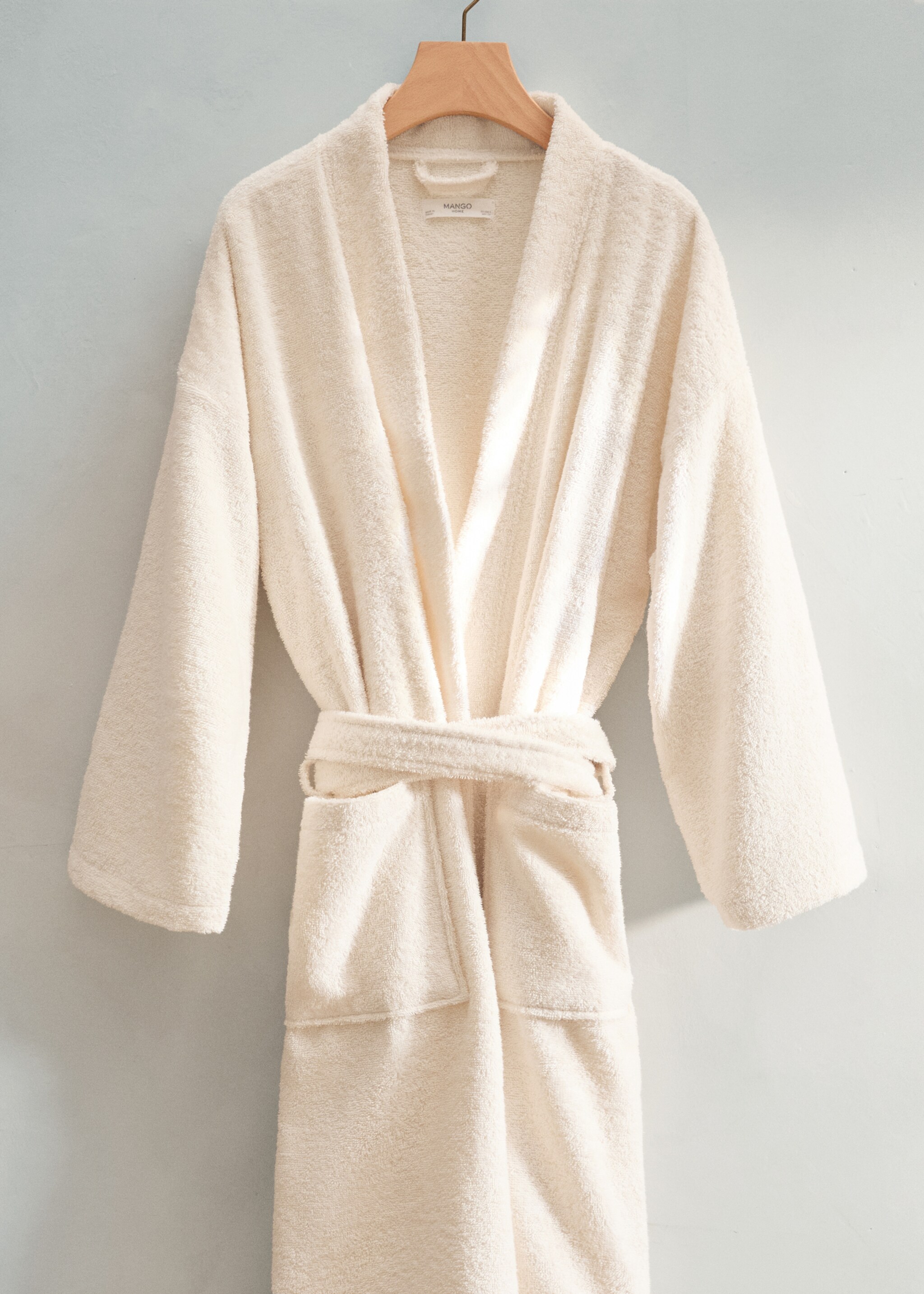 Terry cotton bathrobe - General plane, Vanilla. Ref: 27081530-00.
