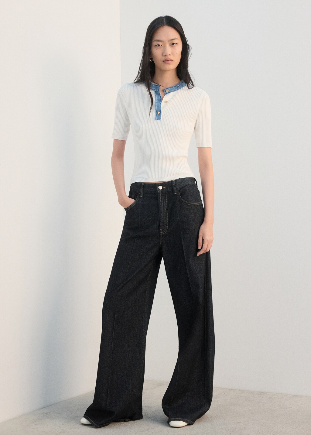 Contrast collar button sweater