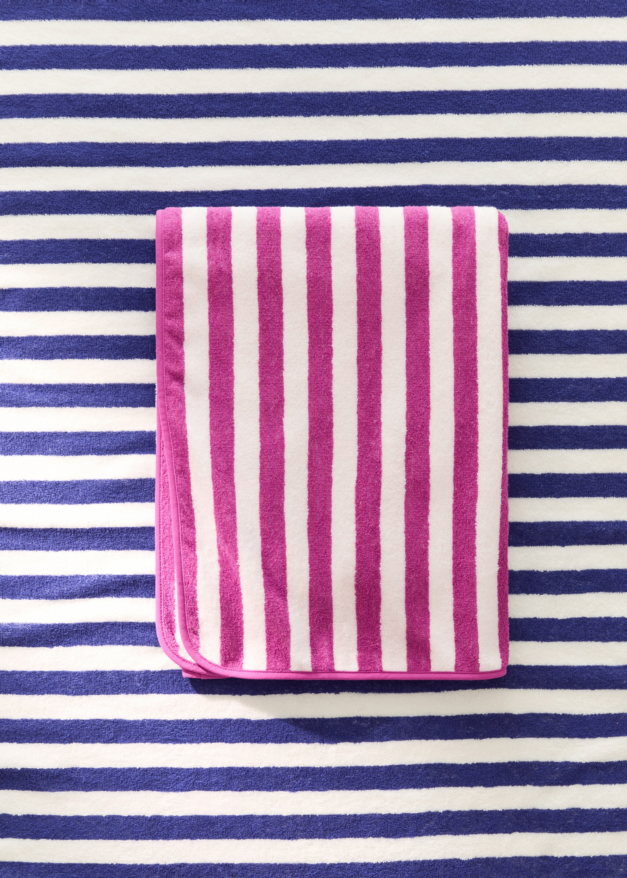Cotton striped beach towel - General plane, Fuchsia. Ref: 27082554-00.