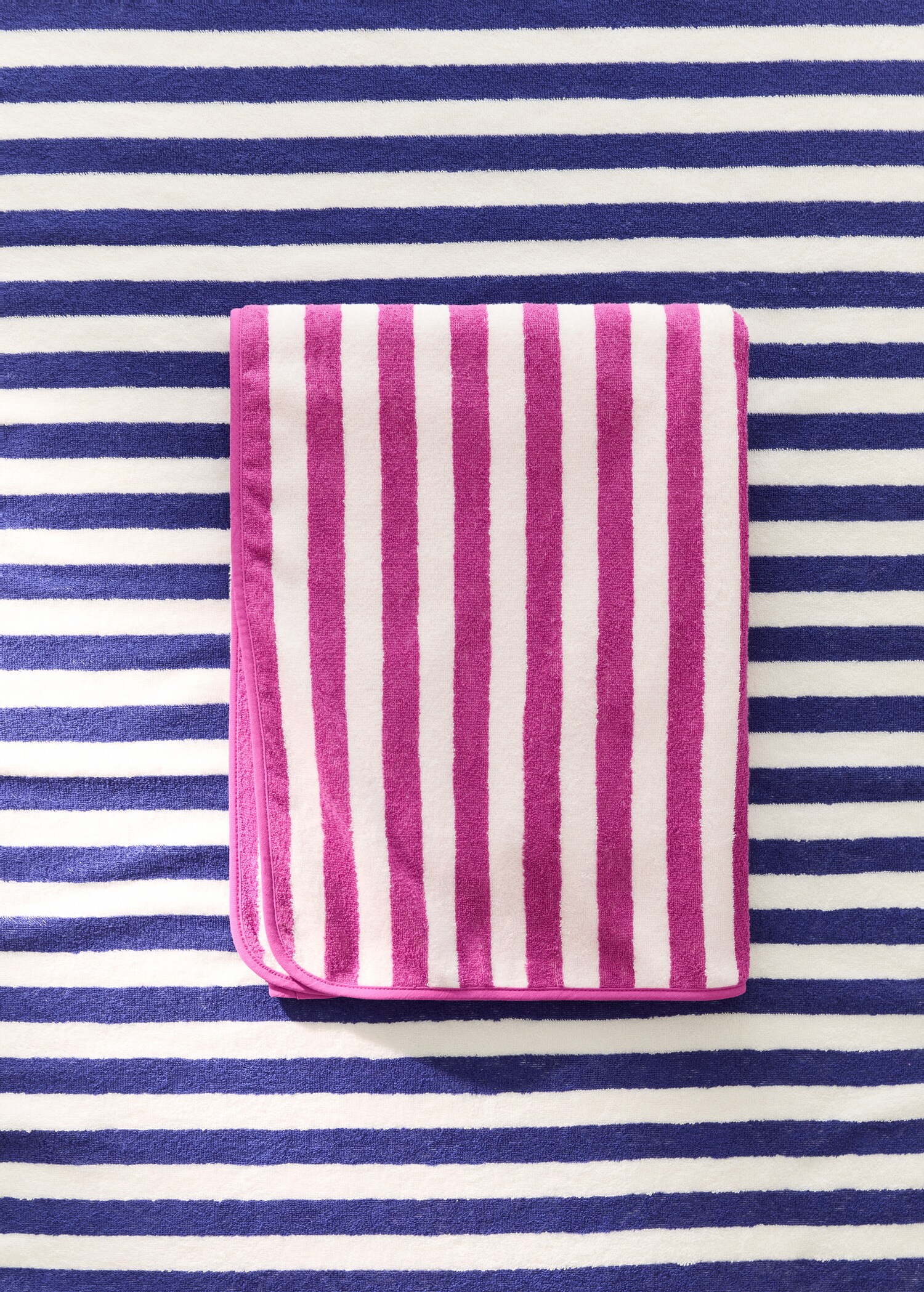 Cotton striped beach towel - General plane