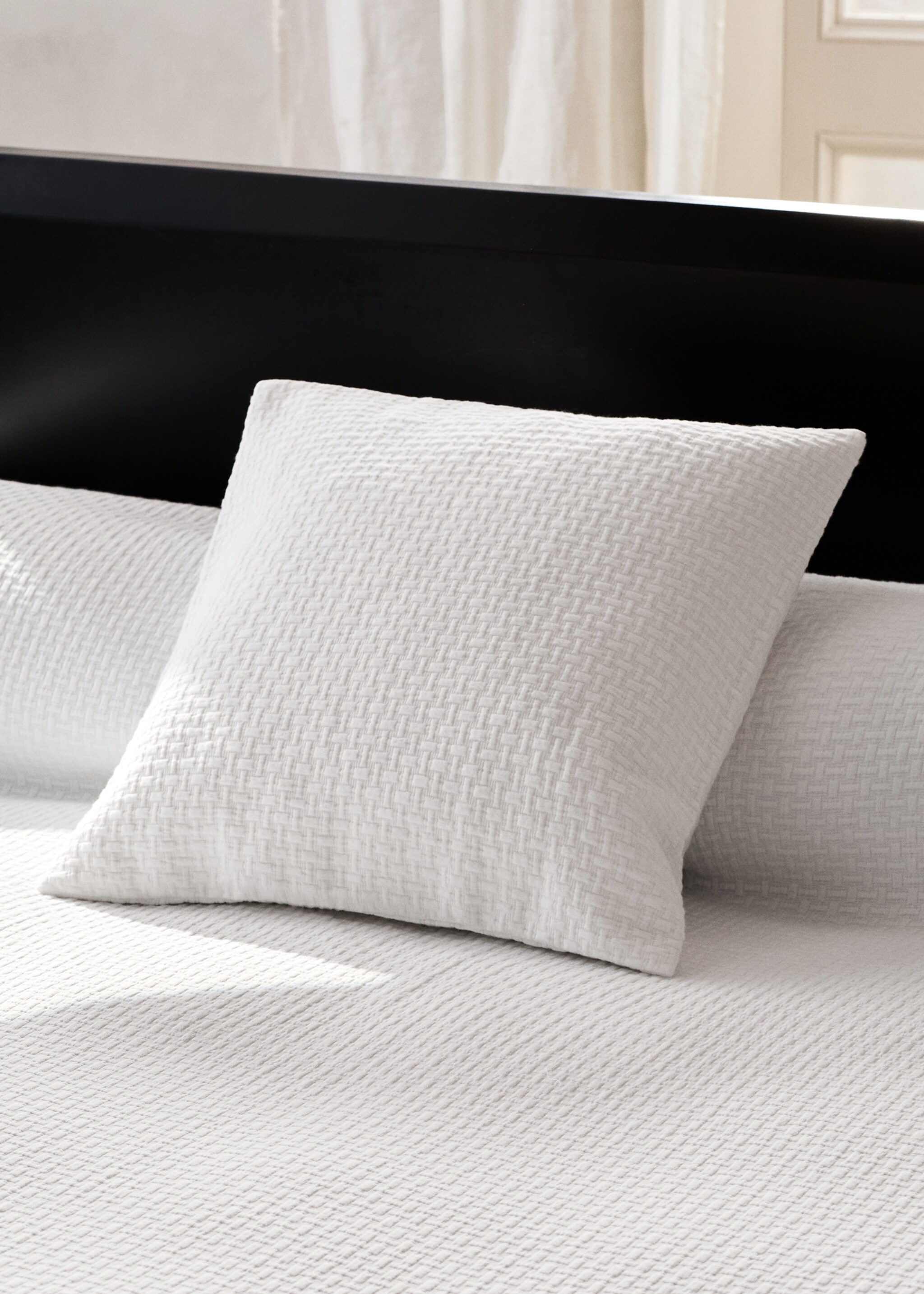 Μαξιλαροθήκη βαμβάκι garment-dyed 50x50 εκ - Γενικό πλάνο, Λευκό. Ref: 27083289-00.