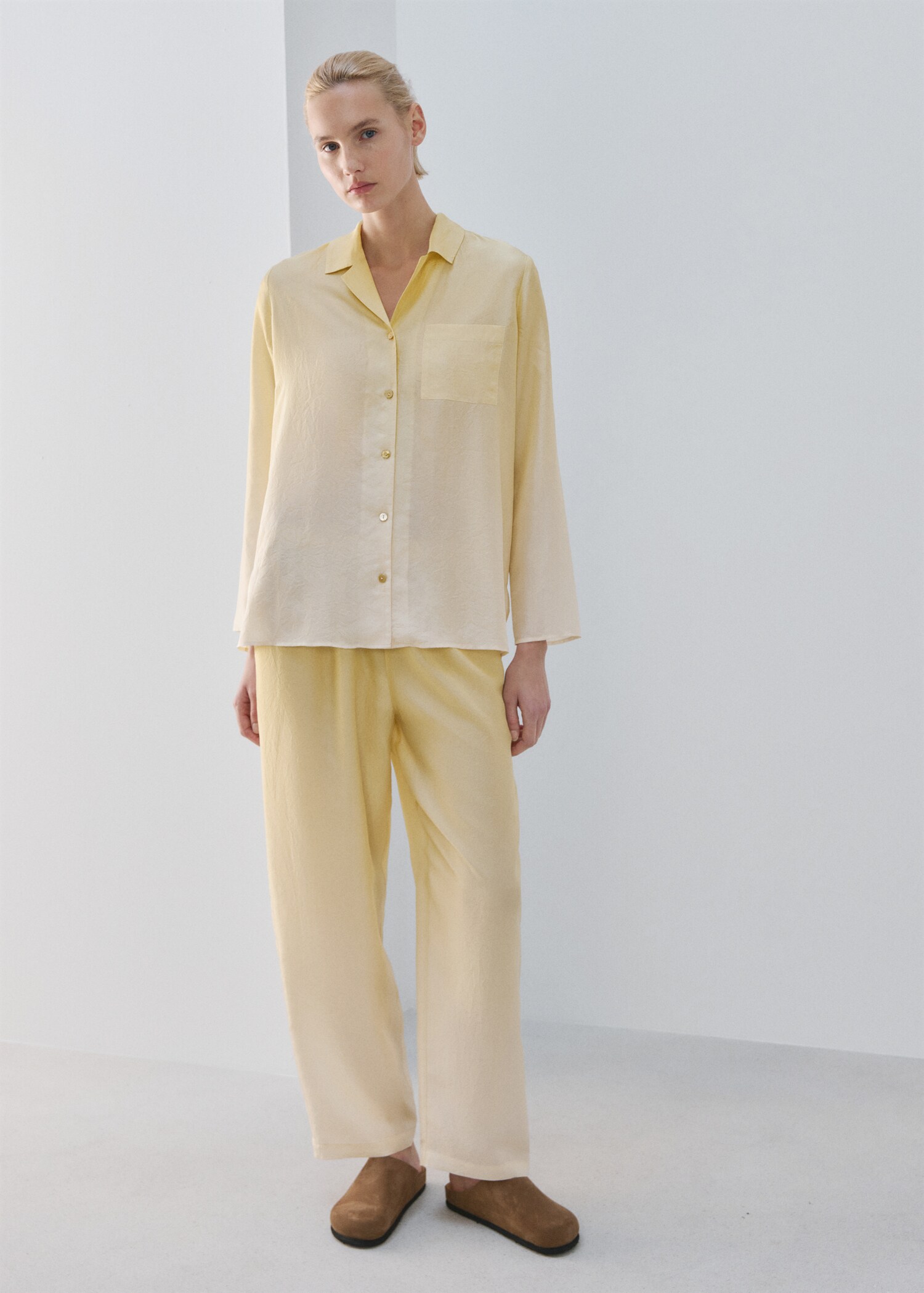 Camisa seda degradat - Pla general