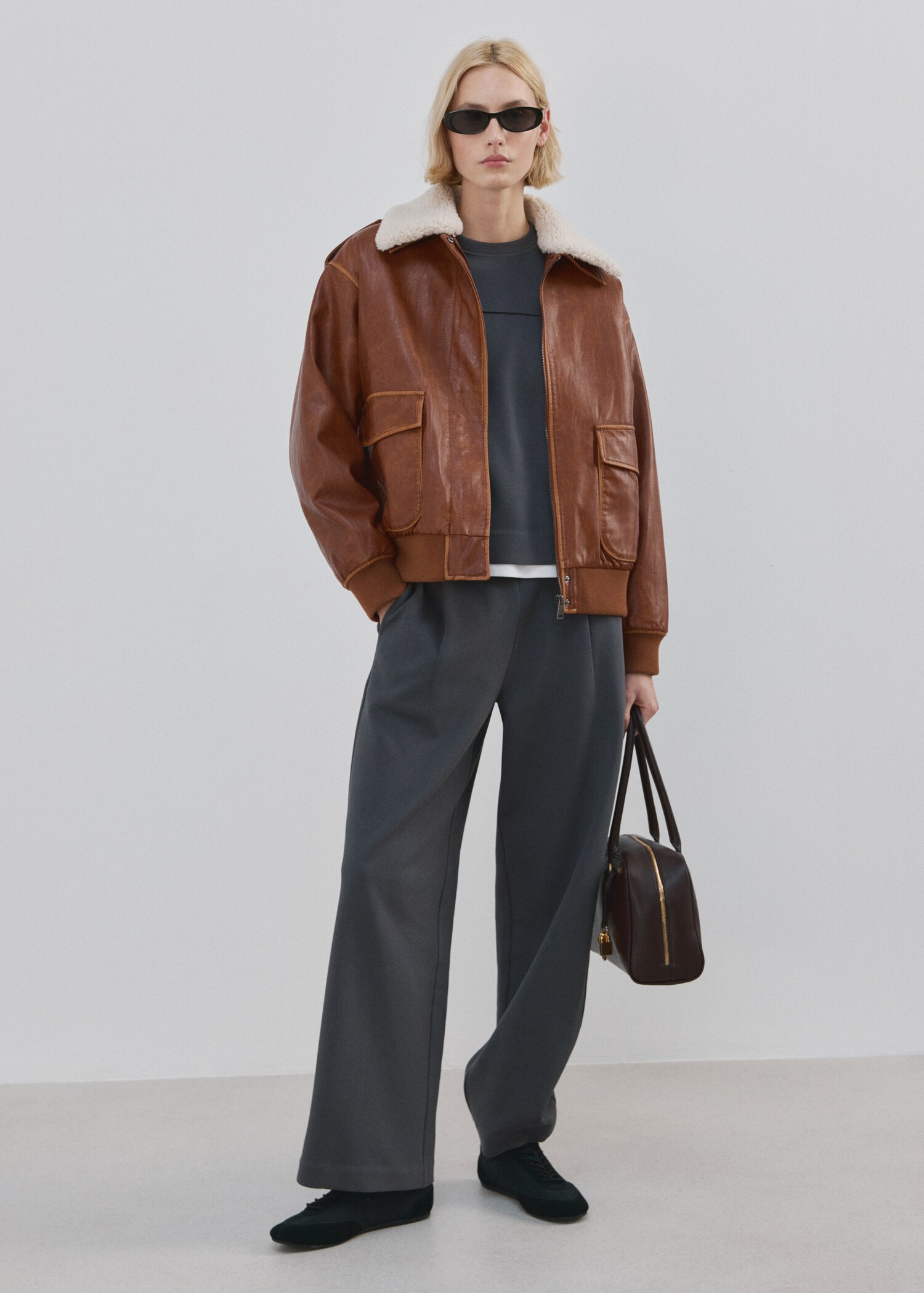 Ruched sleeve sweatshirt - General plane