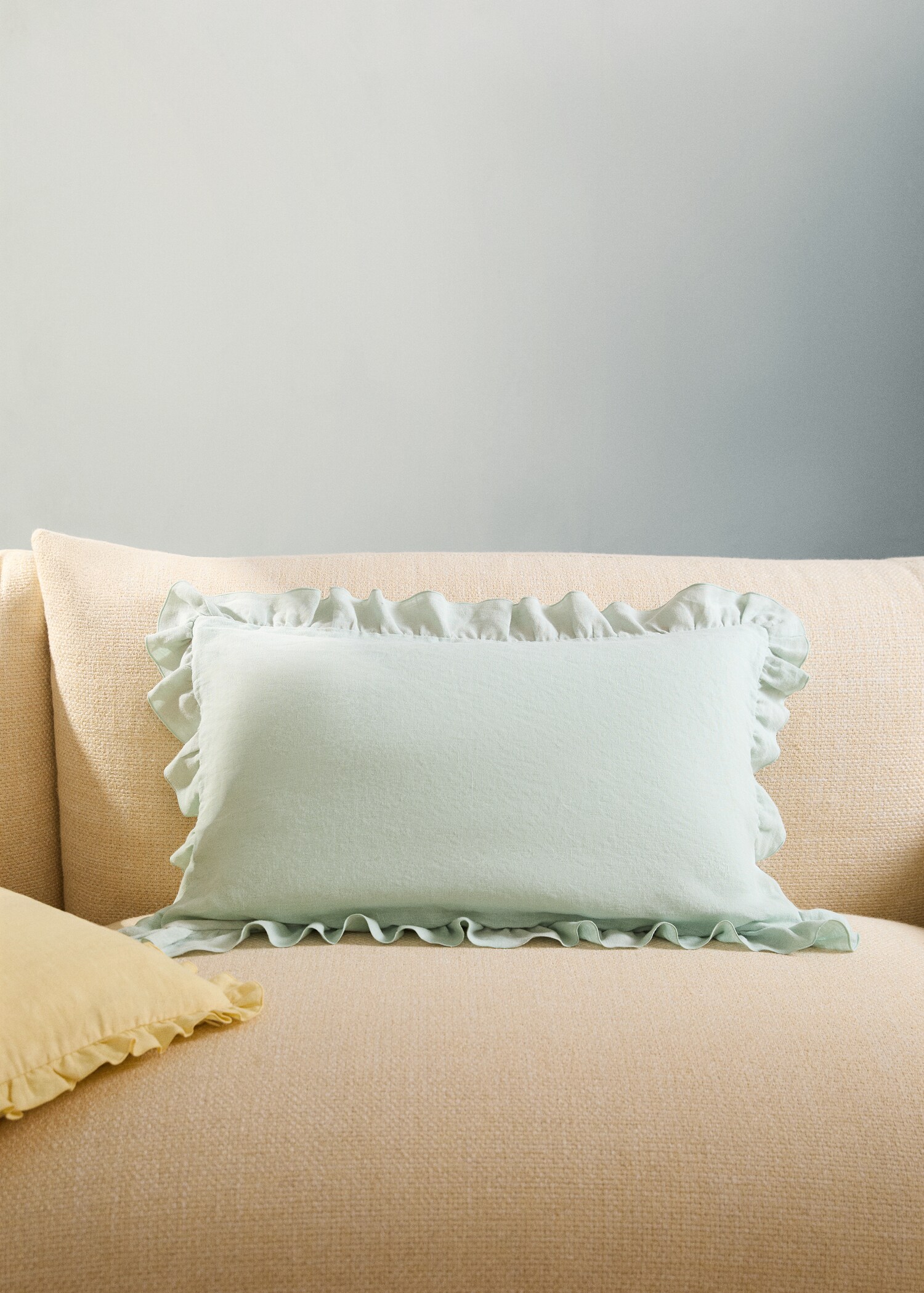 100% linen cushion cover with ruffle 40x60 cm - General plane