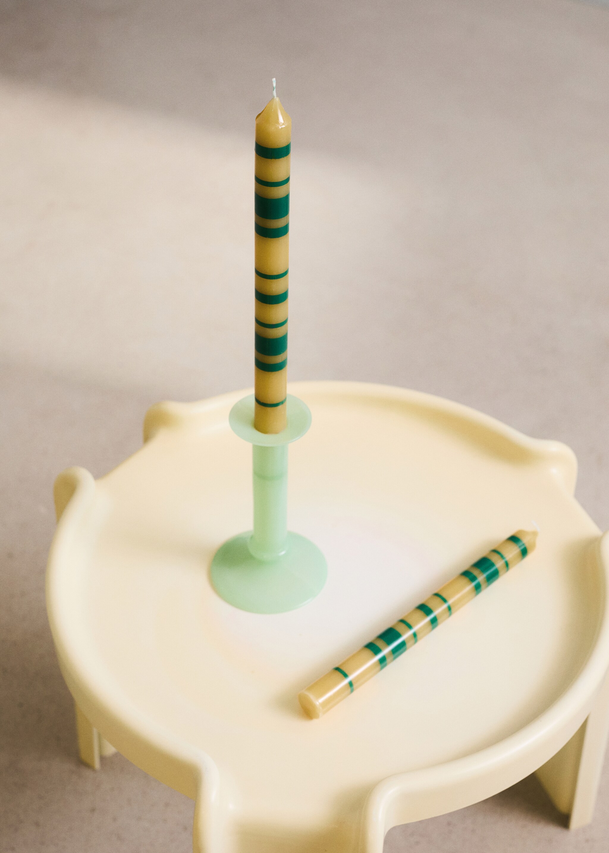 Двоколірні декоративні свічки - Загальний план, Пастельно-зелений. Ref: 27083337-00.