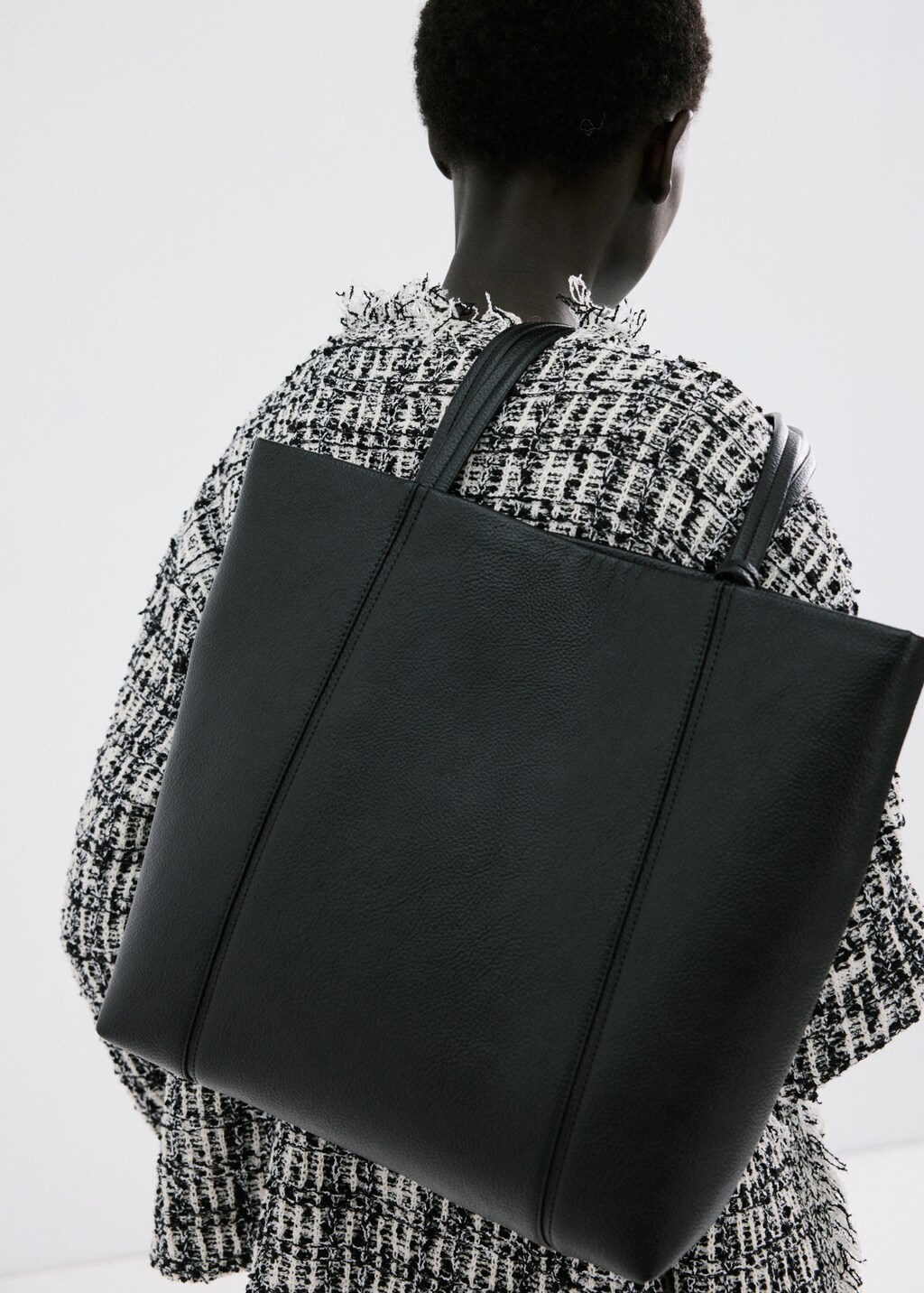Shopper bag with handles
