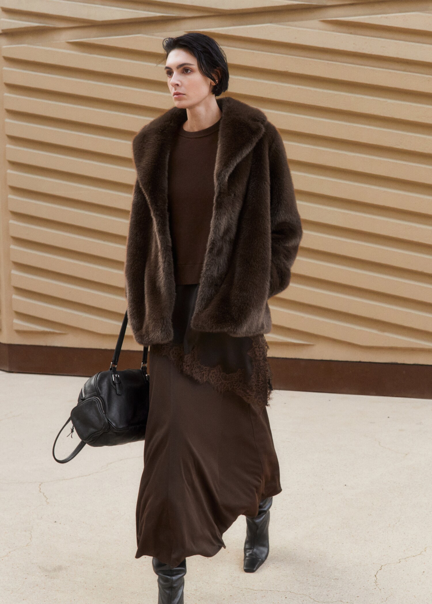 Pull en jersey combiné avec dentelle - Plan général