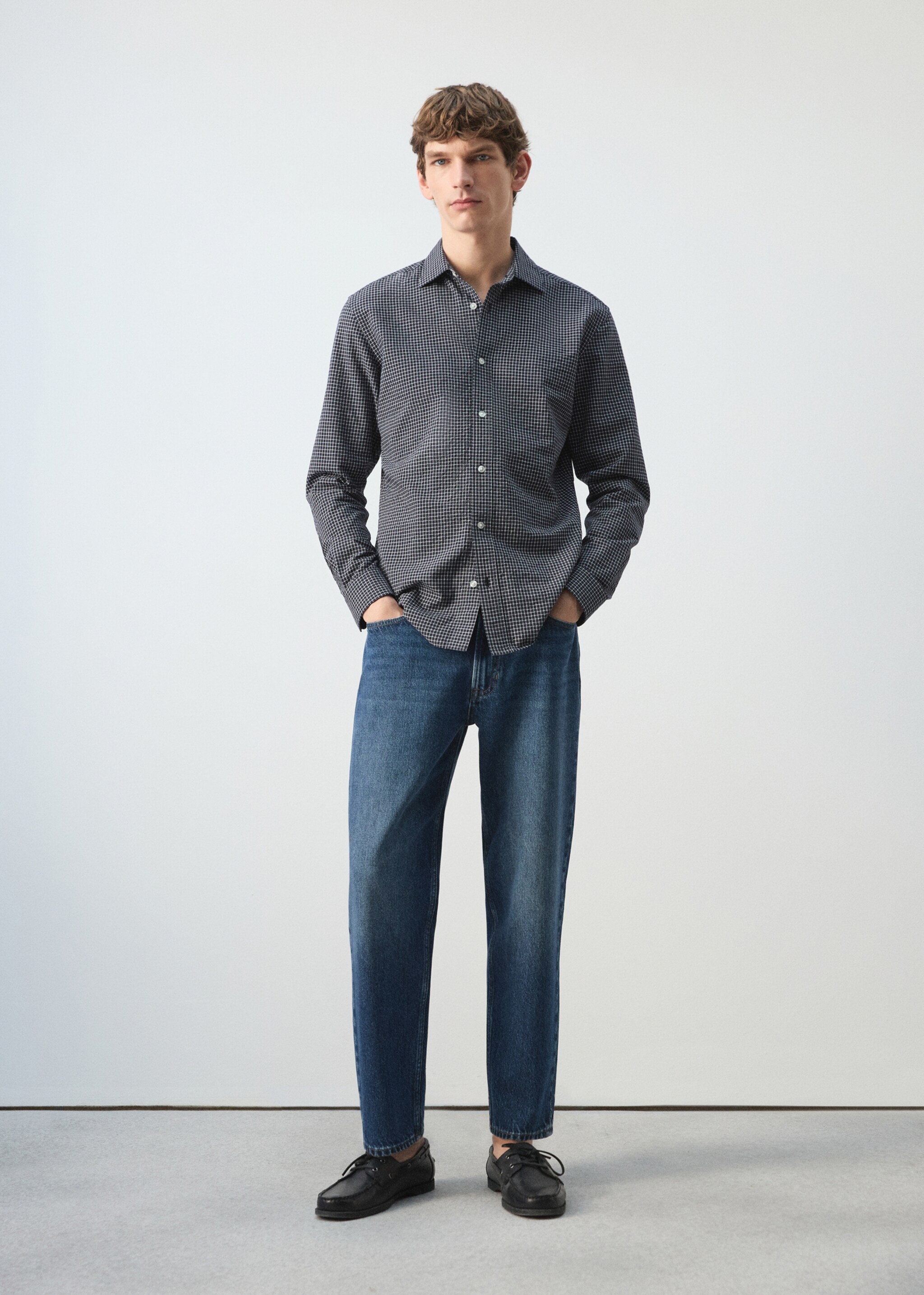 Camisa regular fit quadres - Pla general, Blau marí. Ref: 27084424-00.