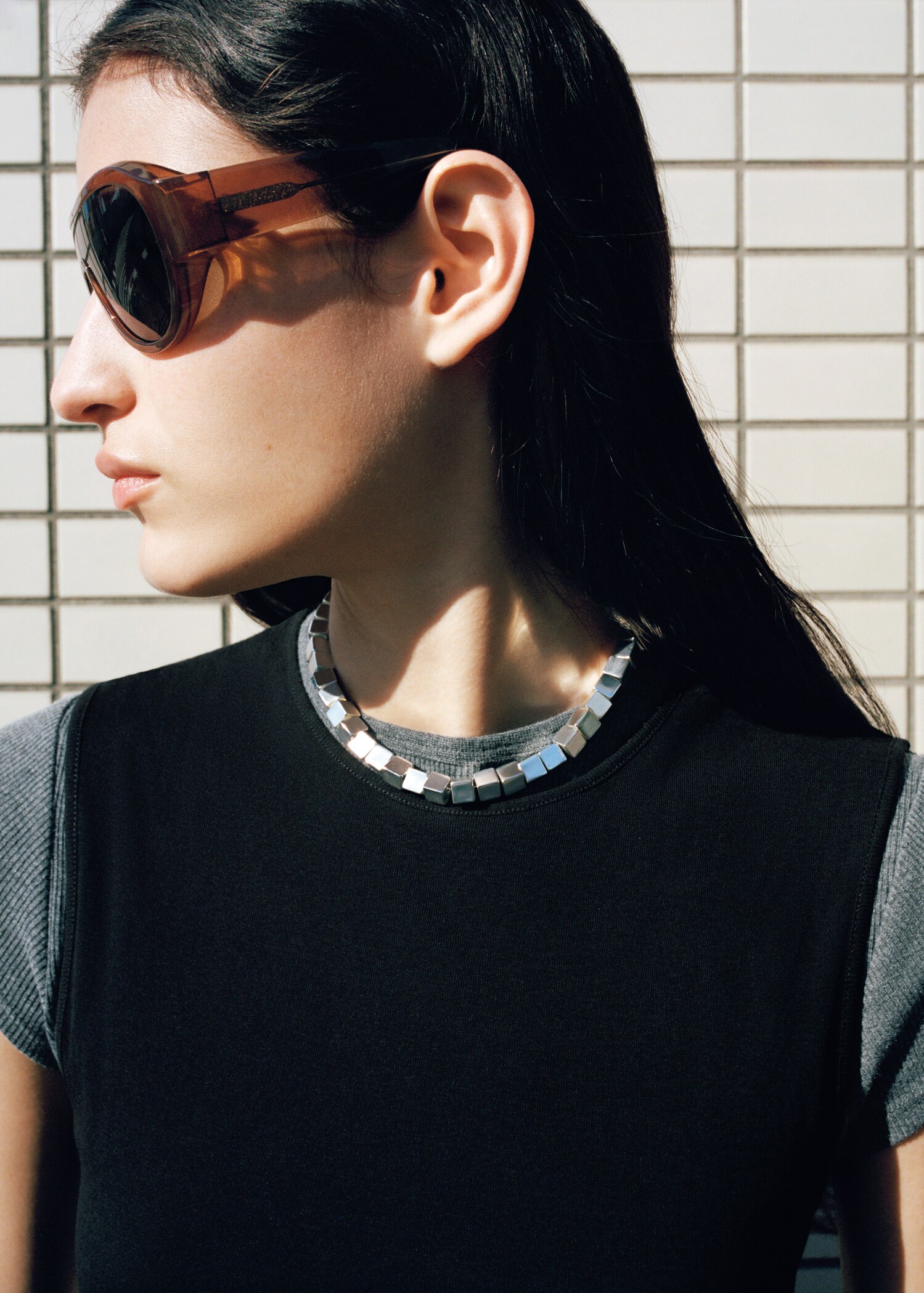 Metal cube chain collar - General plane