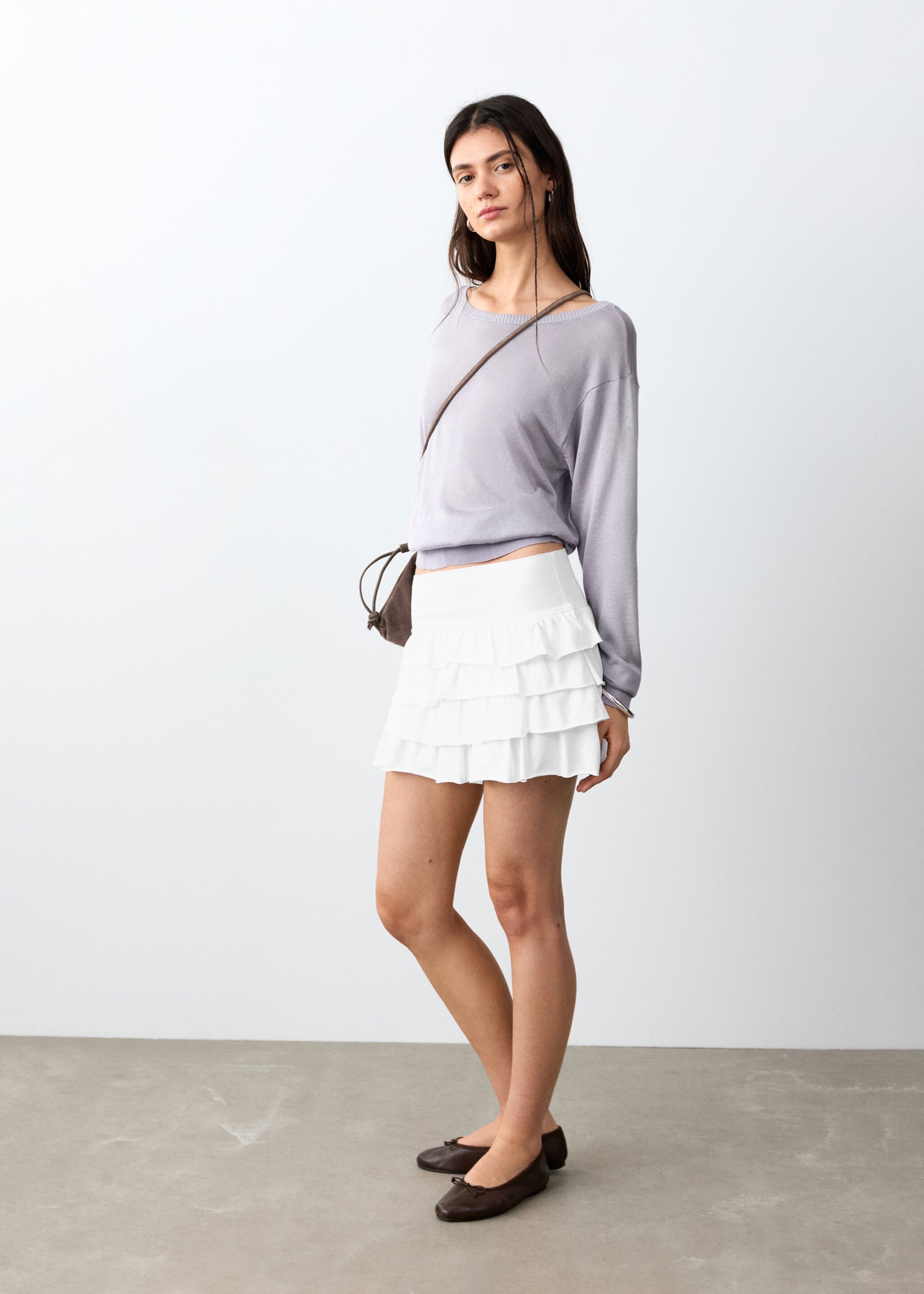 Falda corta volantes - Plano general, Blanco roto. Ref: 27084776-00.