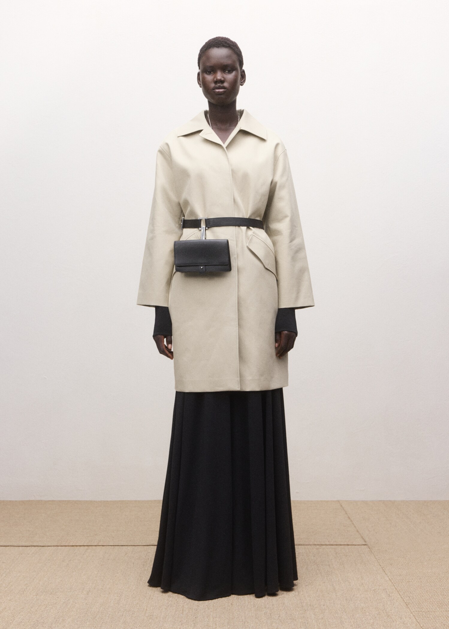 Тренч из 100% хлопка с карманами - Общий план