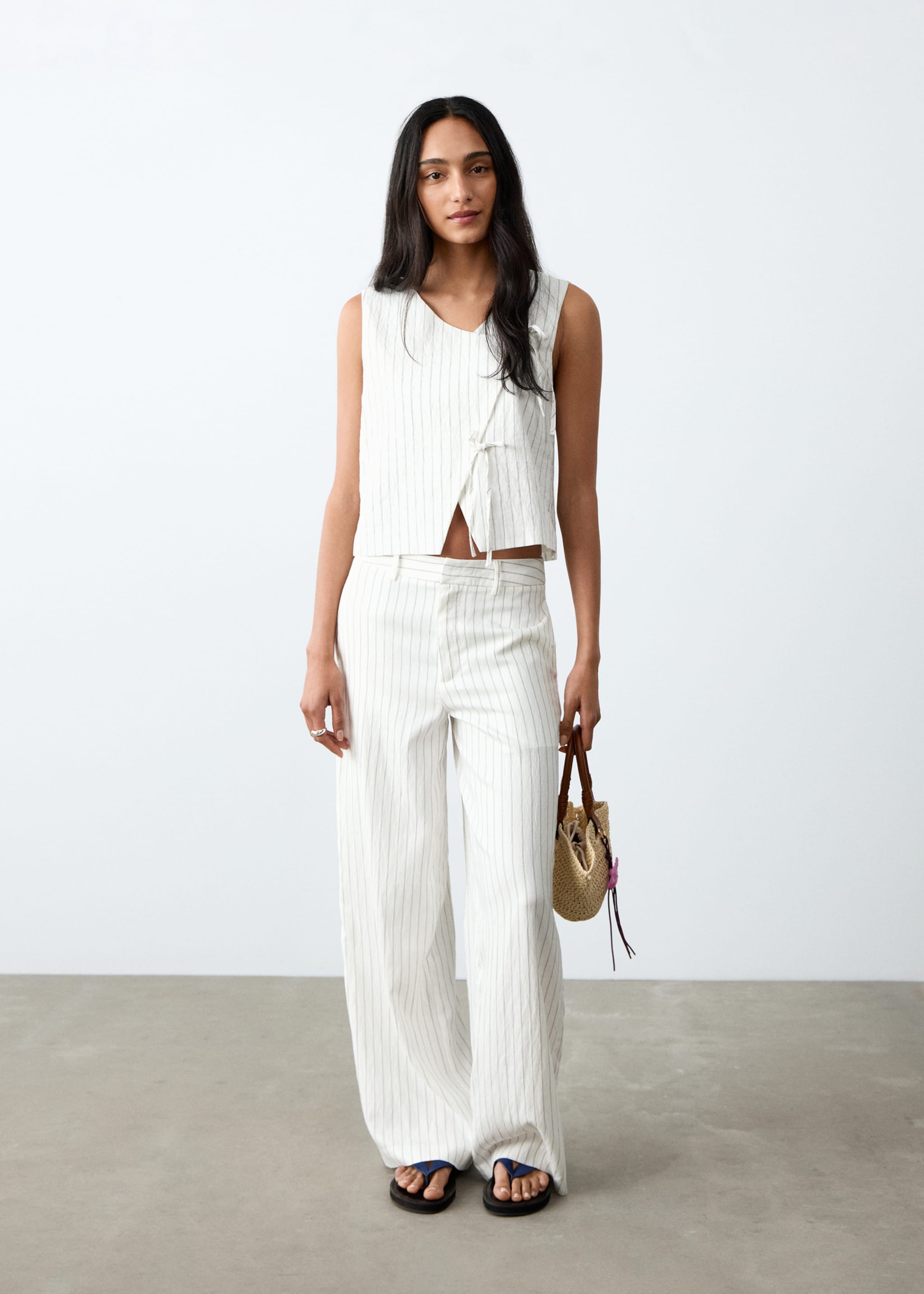 Striped vest tie closure - General plane, Off White. Ref: 27085816-00.