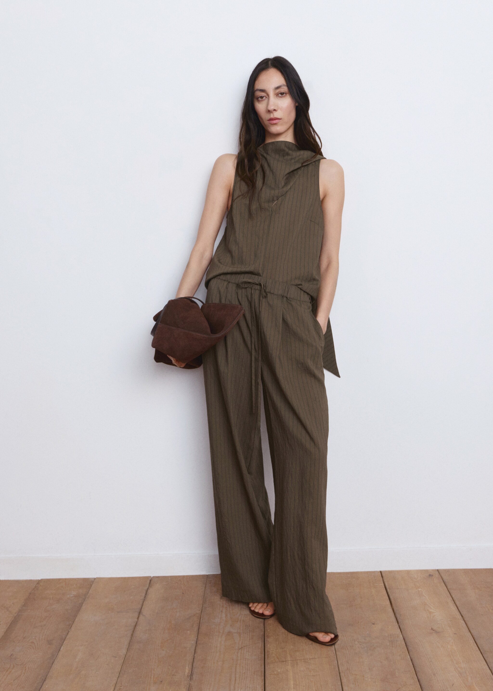 Straight striped trousers - General plane, Brown. Ref: 27085821-00.