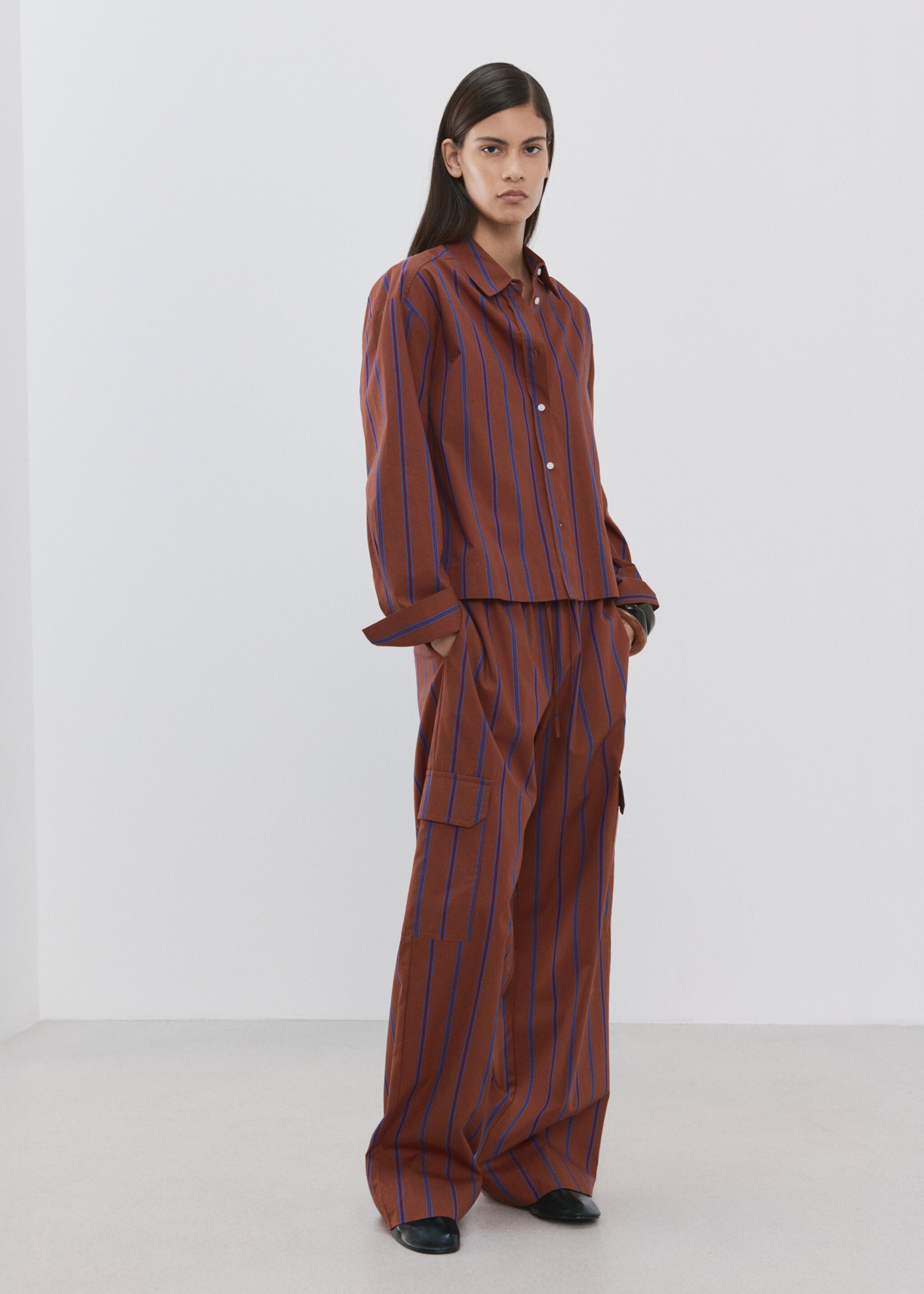 Cargo pants side pockets - General plane, Russet. Ref: 27085828-00.