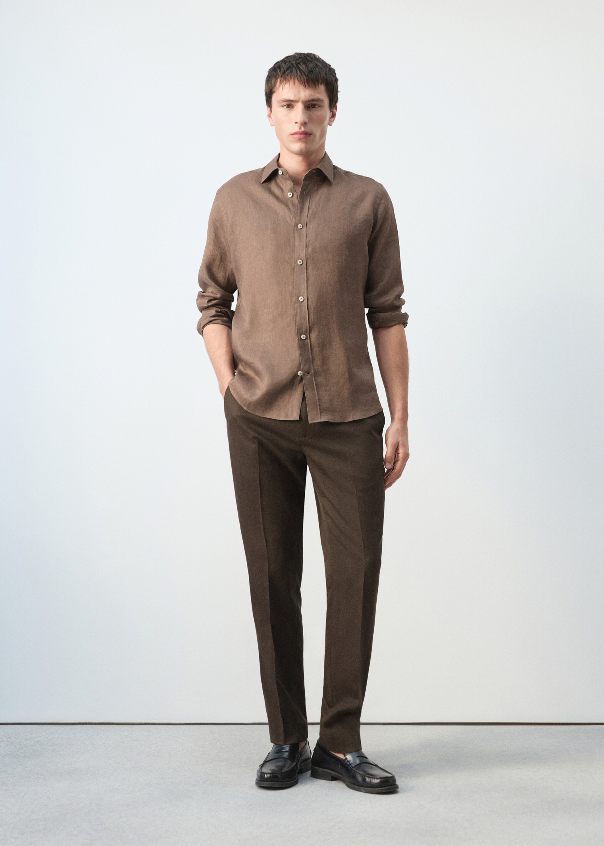 Regular-fit 100% linen shirt - General plane, Chocolate. Ref: 27085939-00.