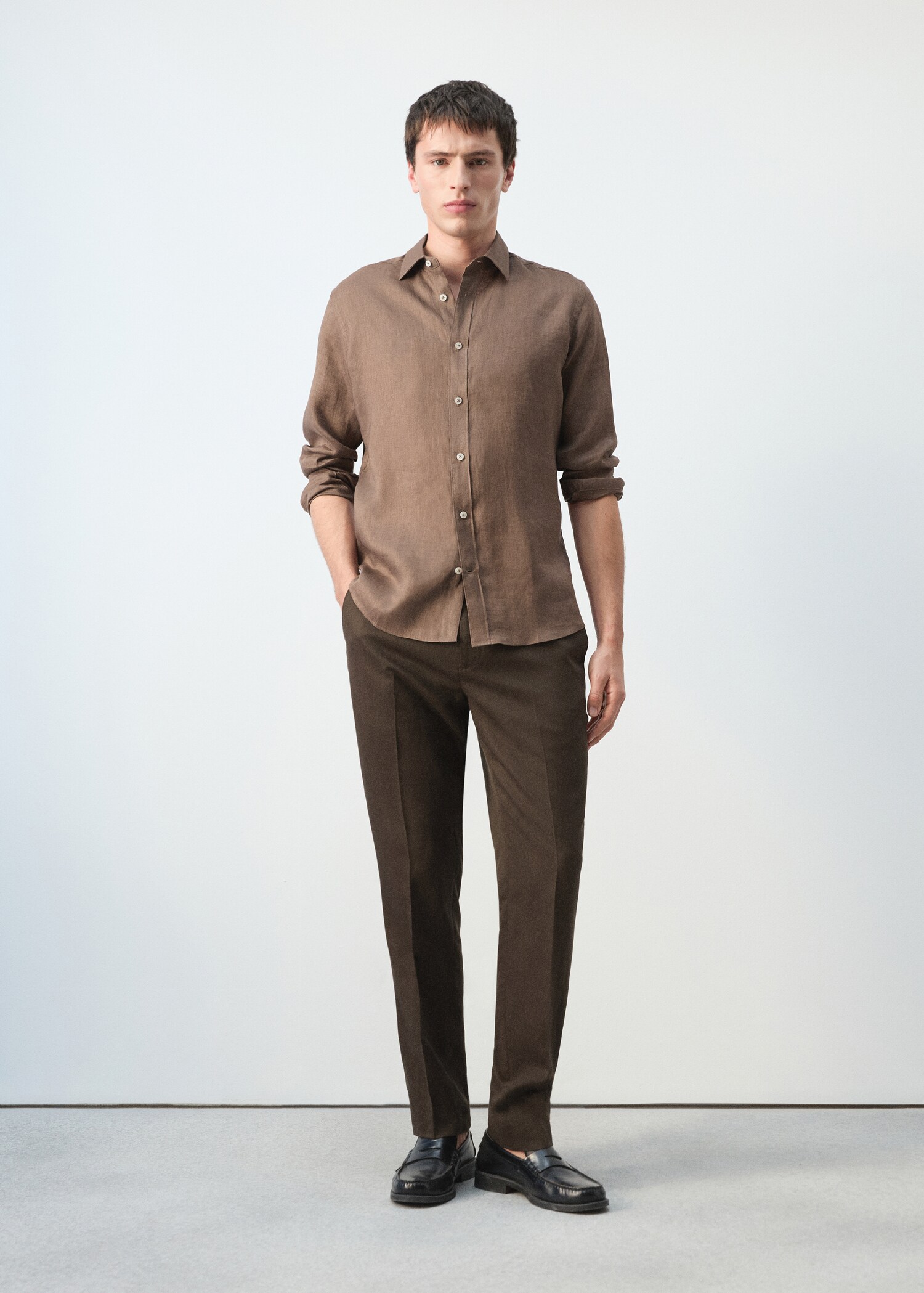 Regular-fit 100% linen shirt - General plane