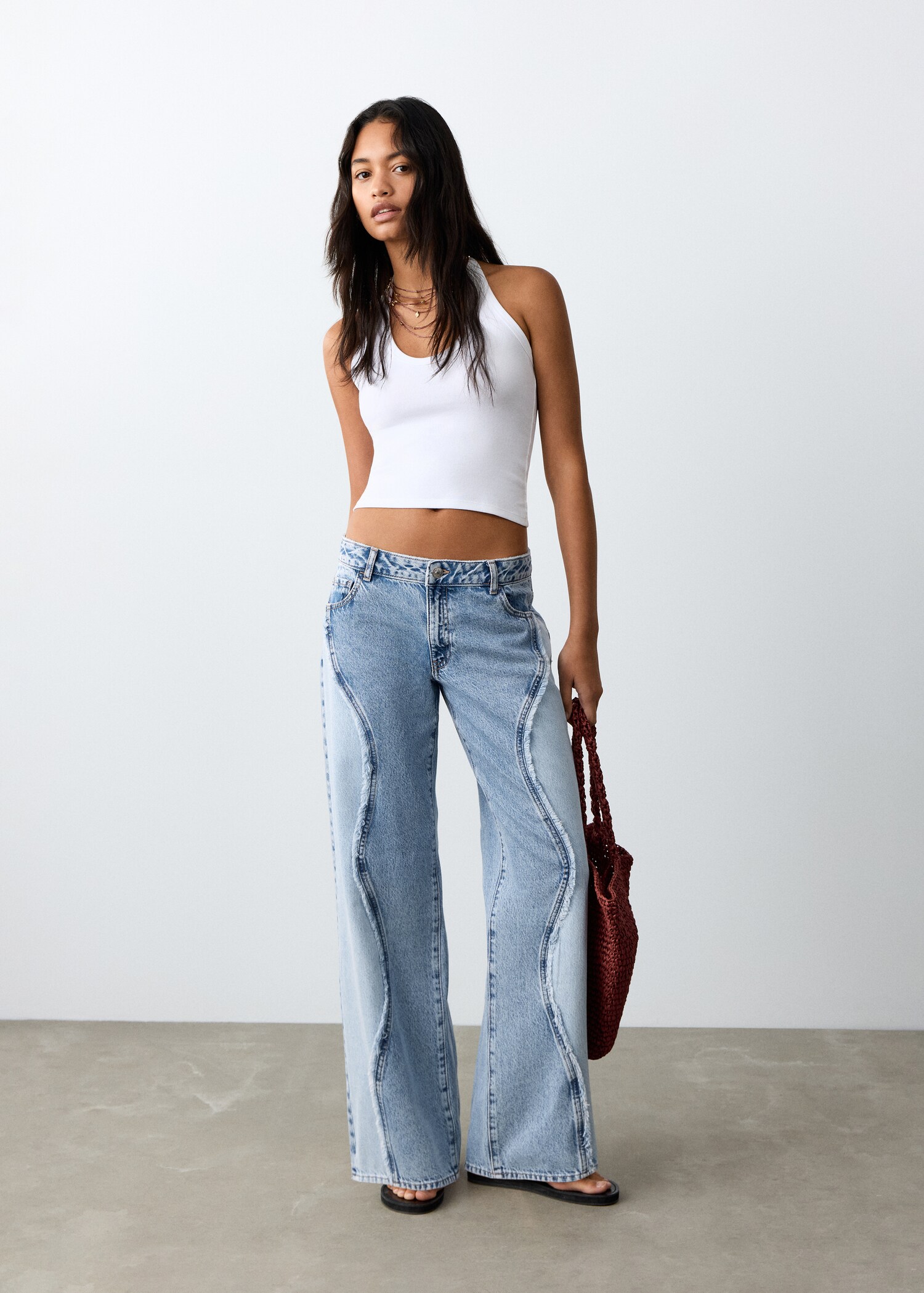 Low-rise contrast jeans - General plane