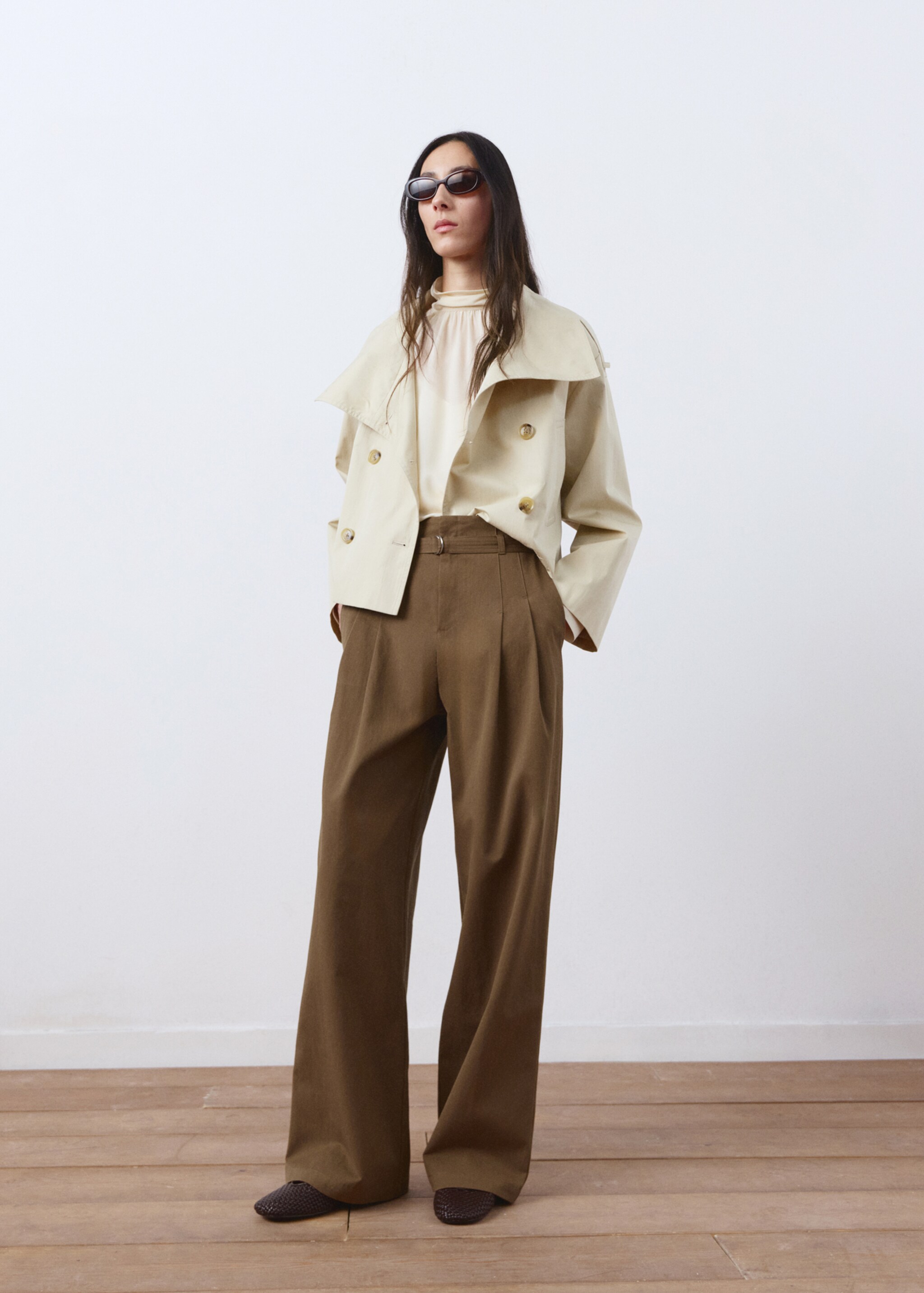 Trousers with belt loops - General plane, Khaki. Ref: 27085967-00.