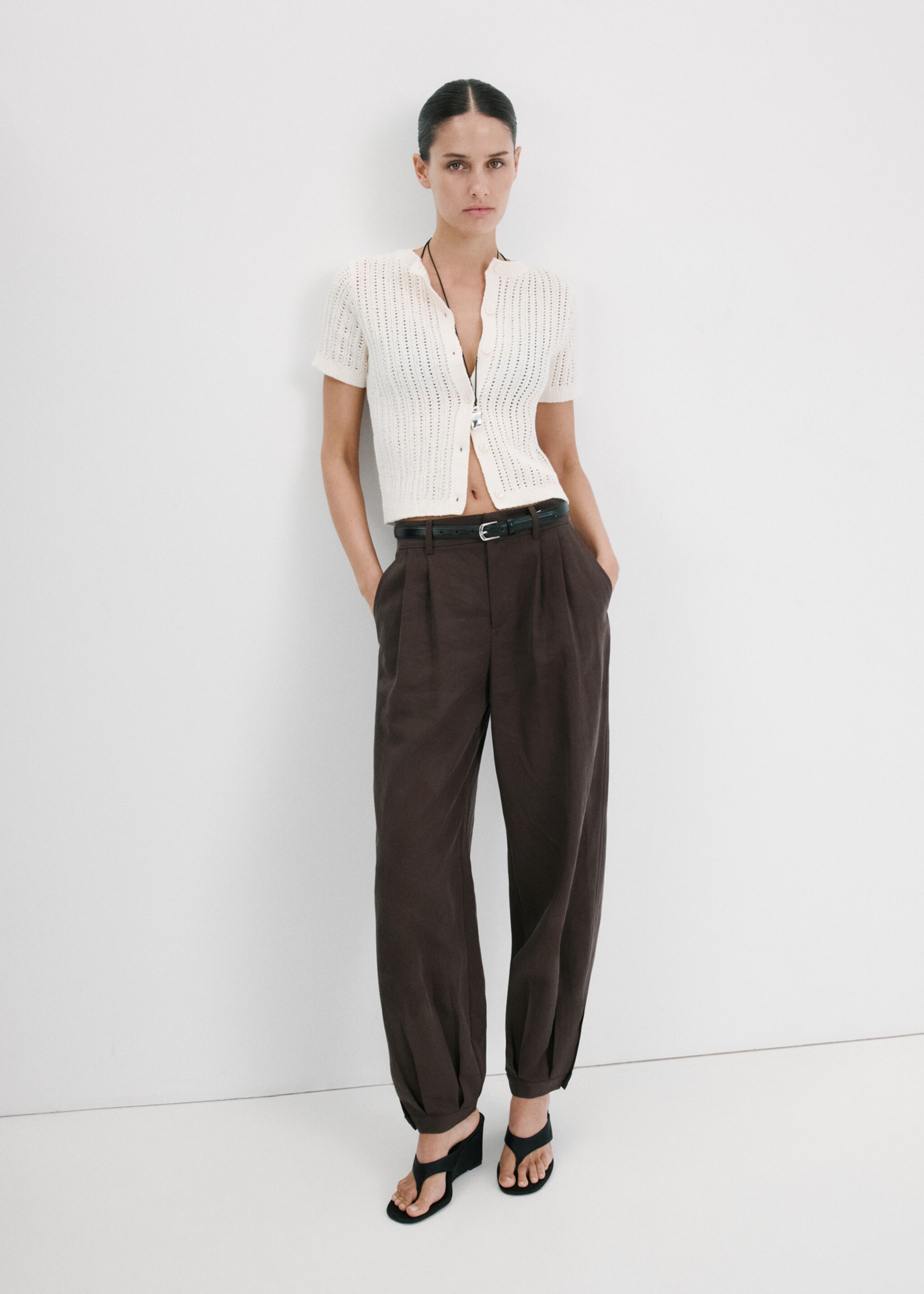 سترة محاكة مزخرفة - رؤية عامة, بيج فاتح. Ref: 27087137-00.