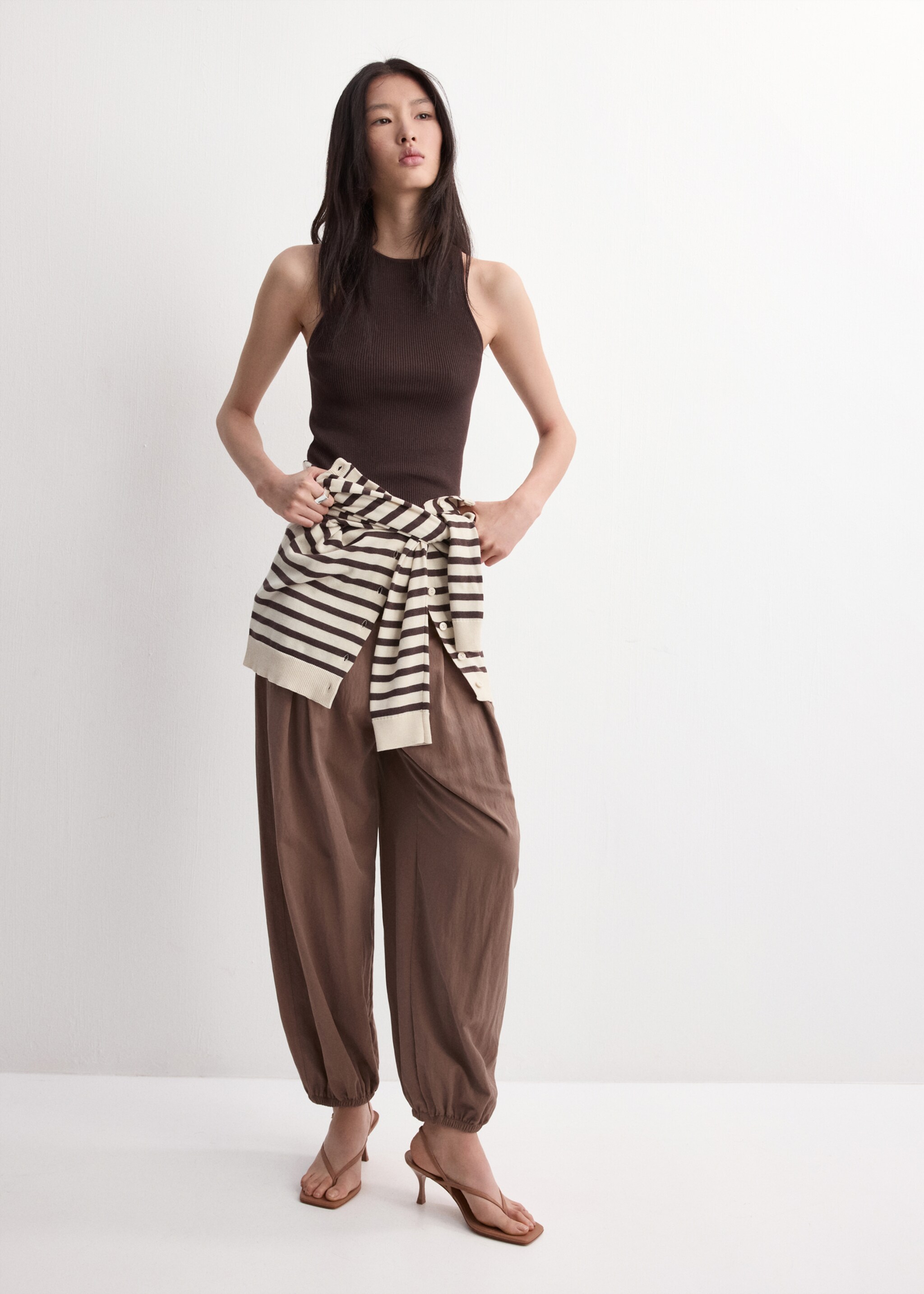 Fitted fine-knit top - General plane, Chocolate. Ref: 27087151-00.