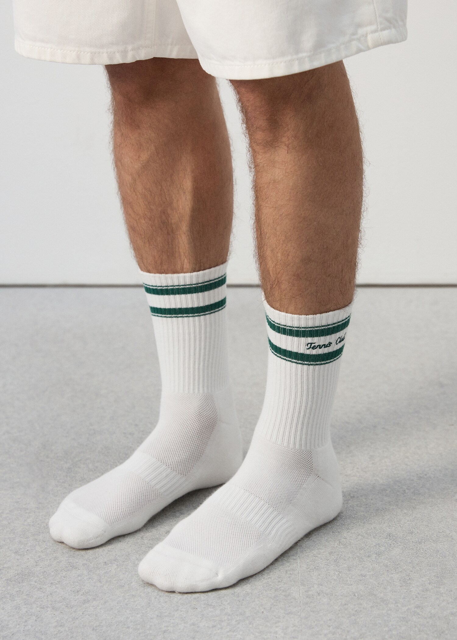 Striped socks with embroidered text - General plane