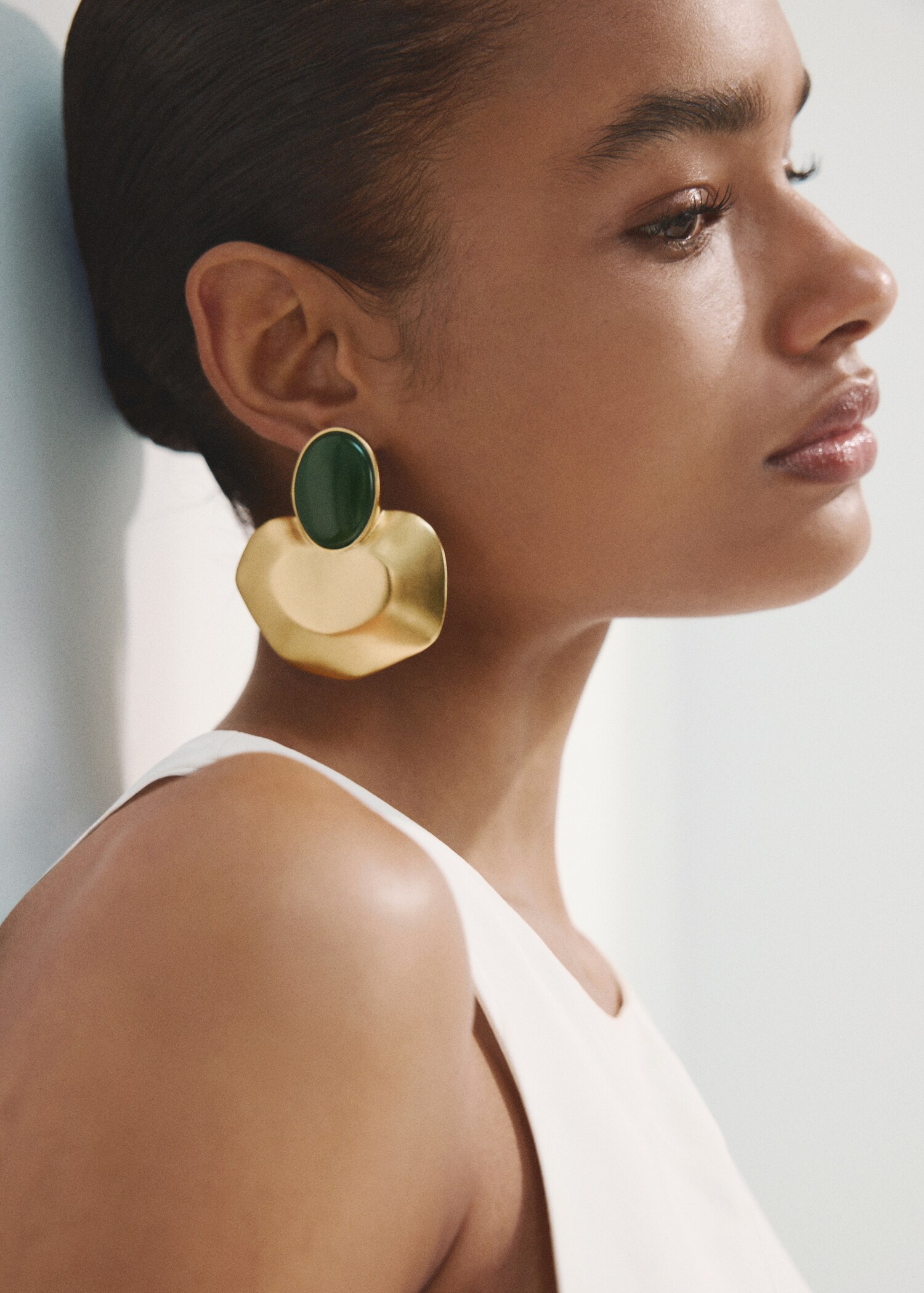 Resin stud earrings - General plane